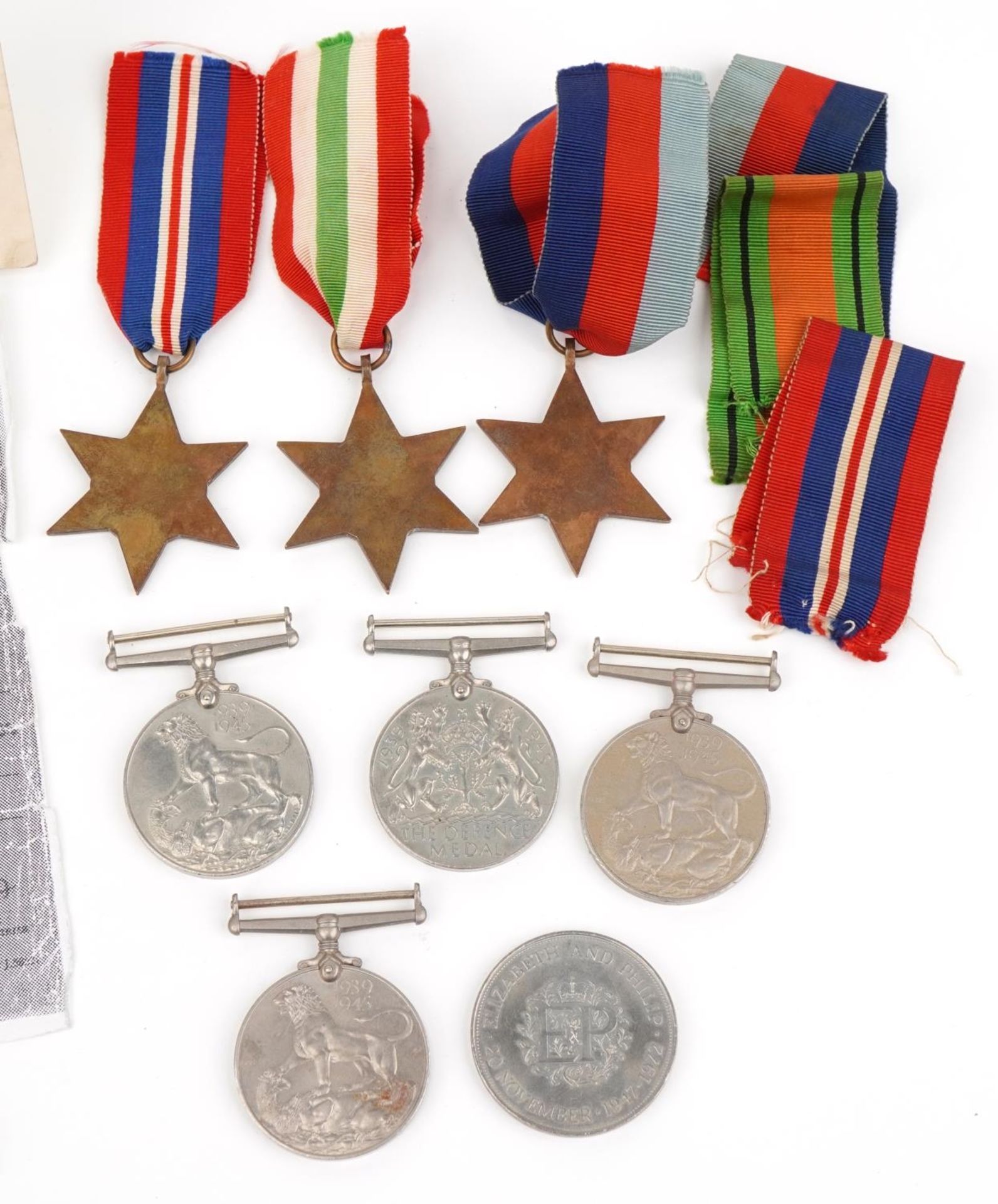 Collection of British military World War II medals and three prayer books - Bild 7 aus 7