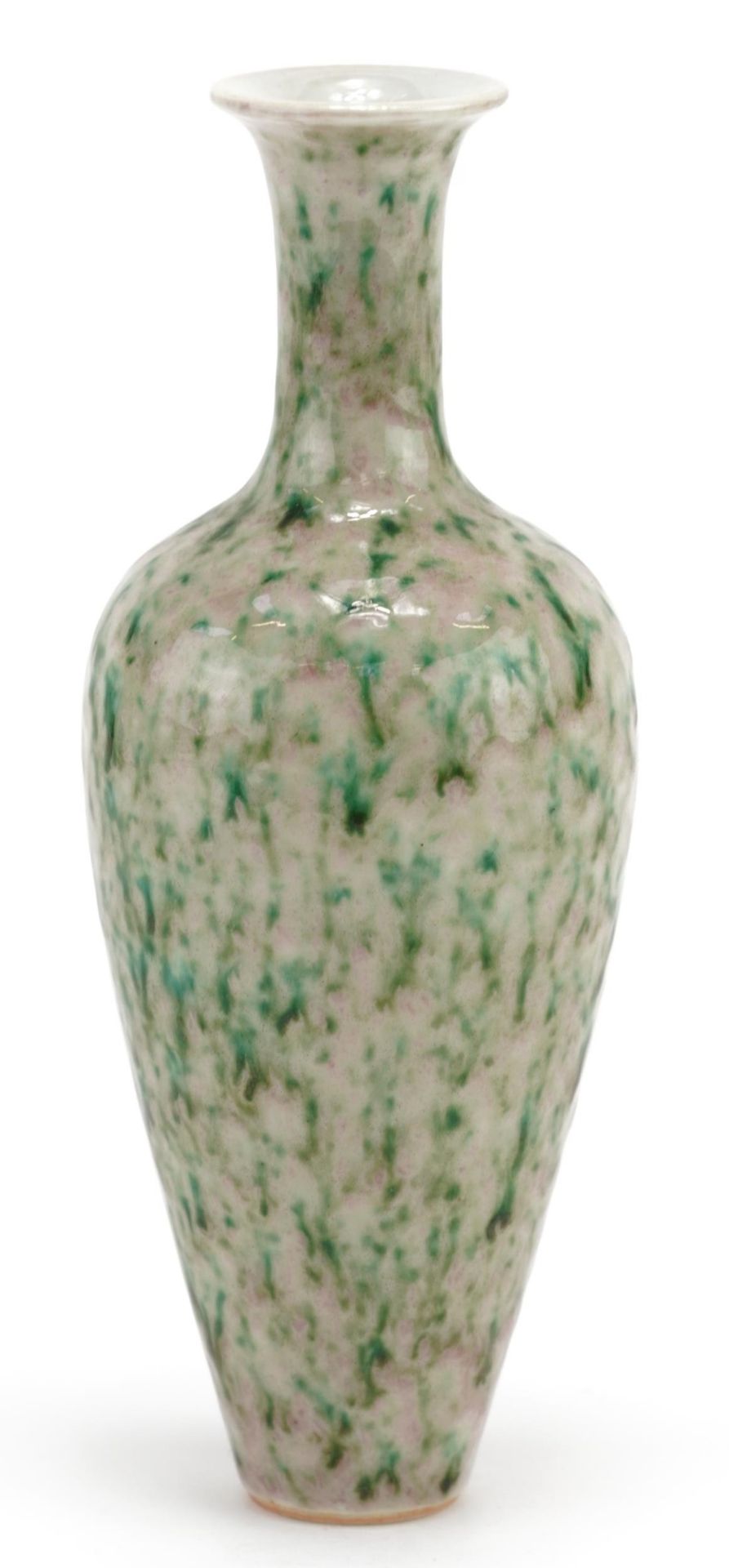 Chinese porcelain vase having a spotted green and red glaze, six figure character marks to the base - Bild 2 aus 8