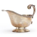 William Neale & Son, George V silver sauceboat, Birmingham 1935, 16.5cm in length, 183.7g