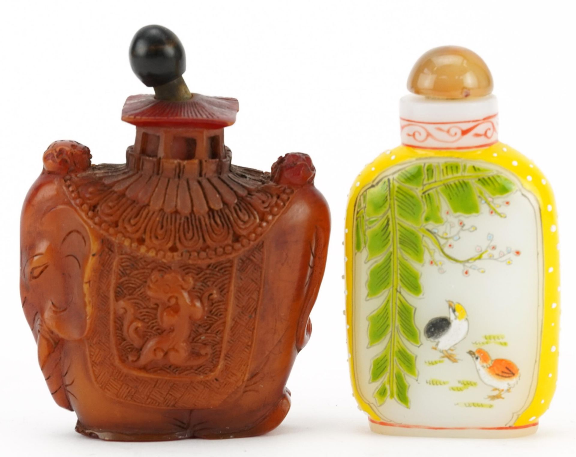 Chinese Peking glass snuff bottle and an amber coloured example in the form of an elephant, - Image 2 of 3