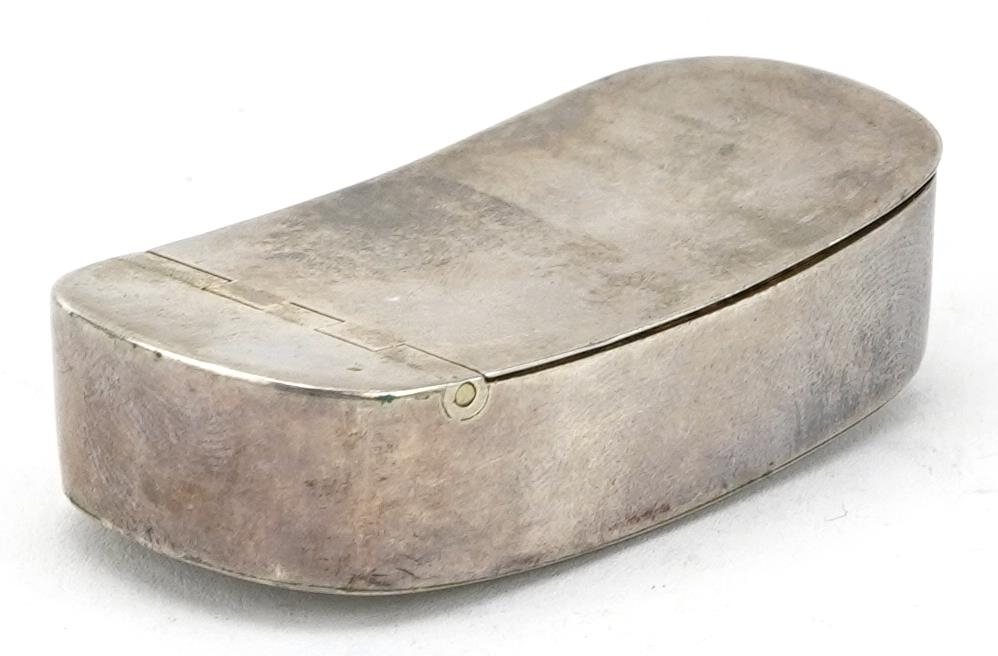 William Boot, George III silver snuff box with gilt interior, Birmingham 1809, 5.2cm in length, 22. - Image 3 of 8