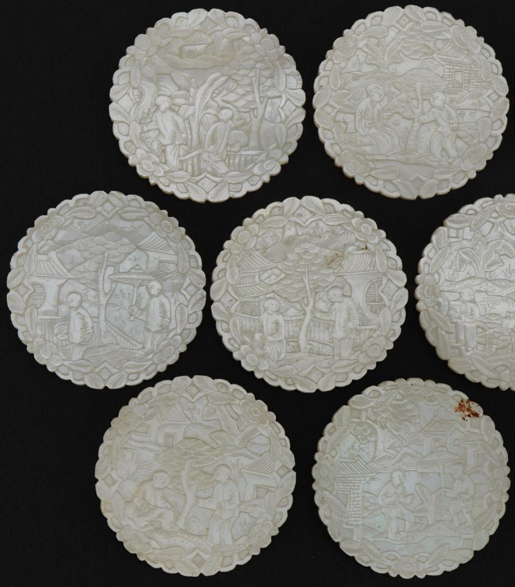 Ten good Chinese Canton mother of pearl gaming counters finely carved with figures amongst - Image 3 of 18