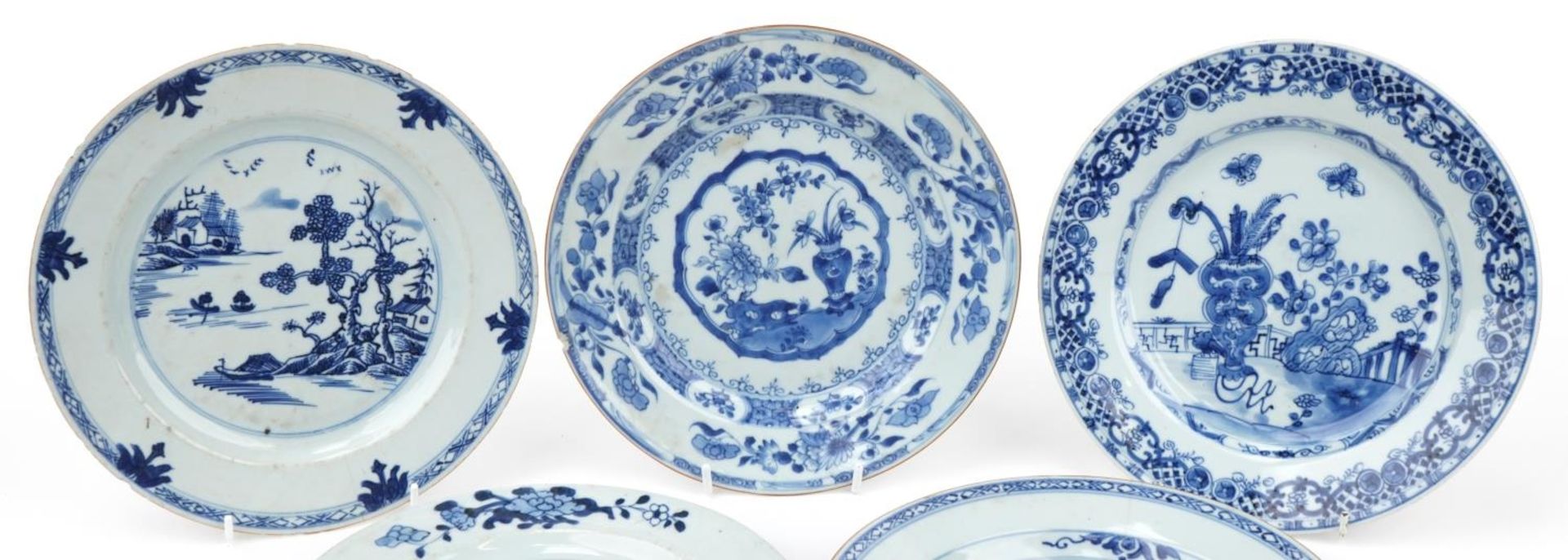 Four Chinese blue and white porcelain plates and a soup bowl hand painted with a fisherman in a - Bild 4 aus 8