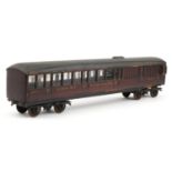 Large scratch built GNR First Class model railway carriage, possibly three inch gauge, 102cm in