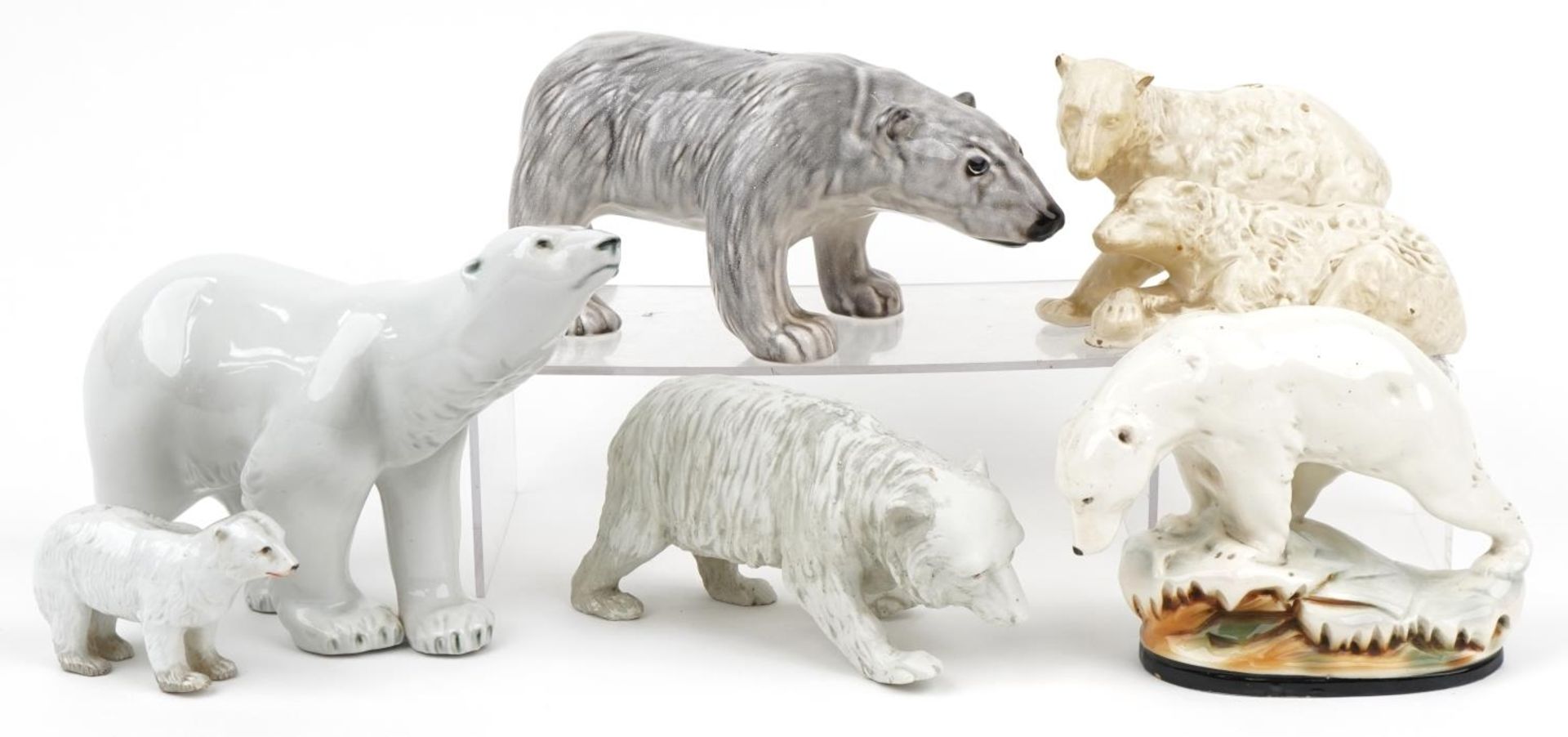 Six Art Deco and later polar bear figures including a Czechoslovakian Royal Dux example, the largest - Bild 2 aus 6