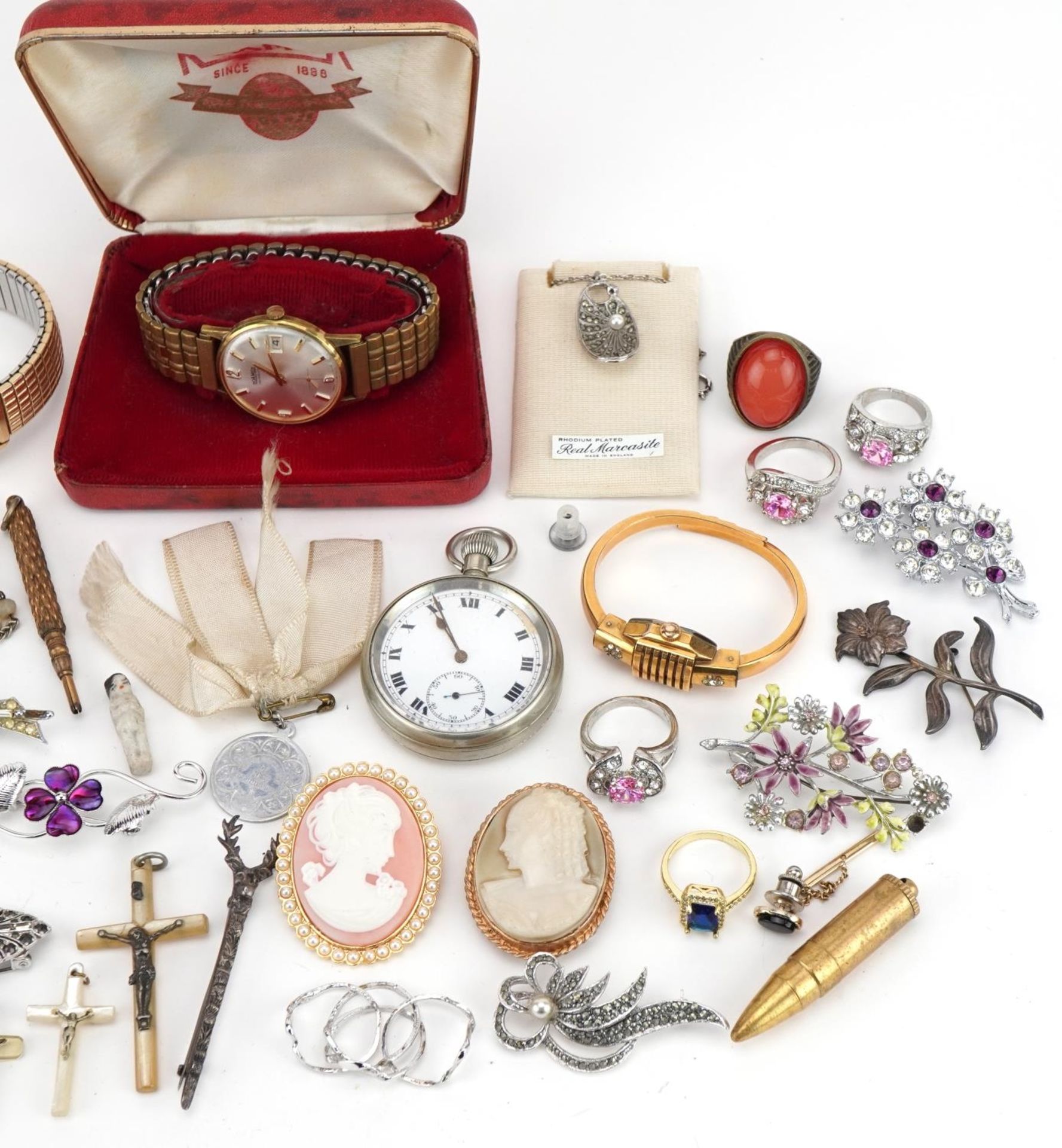 Vintage and later costume jewellery and wristwatches including brooches, rings and rosary beads - Image 3 of 3