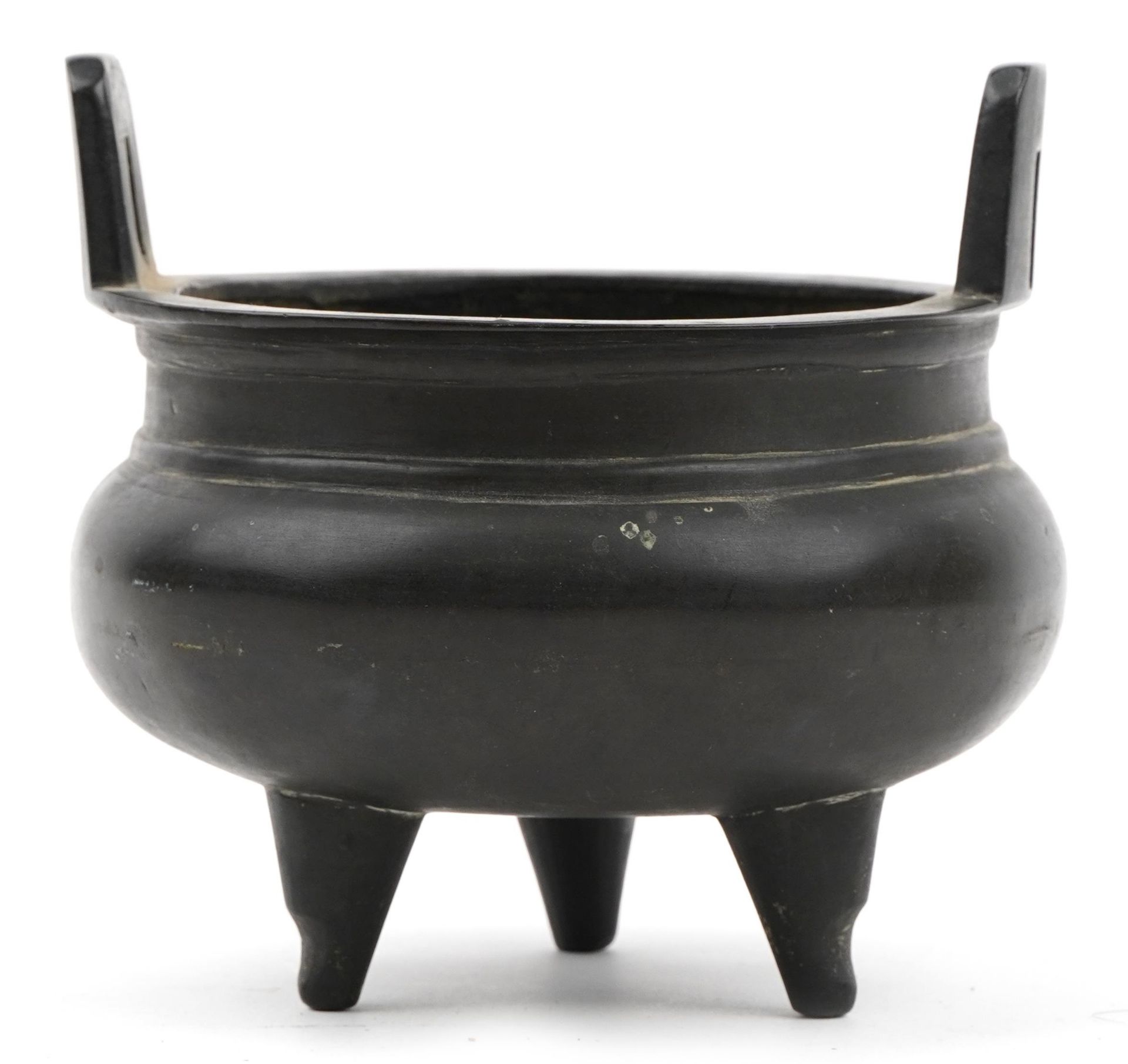 Chinese patinated bronze tripod censer with twin handles, six figure character marks to the base, - Image 6 of 14