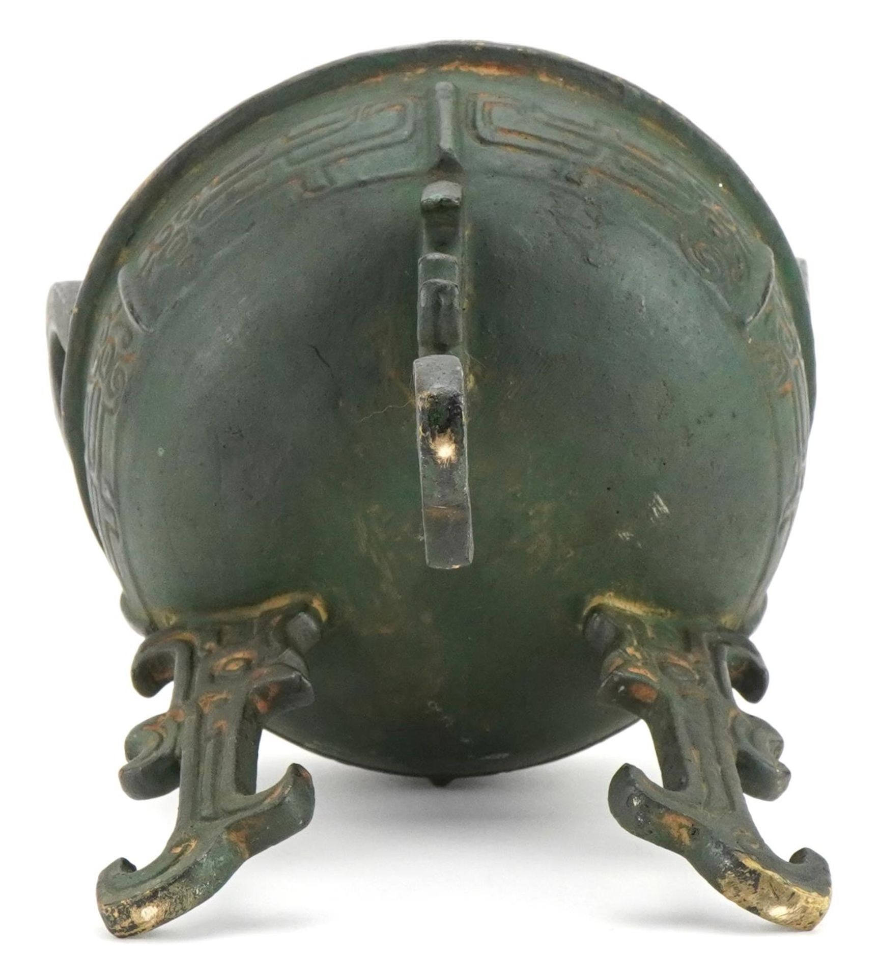 Chinese archaic style bronzed tripod censer with twin handles, 18cm high - Image 6 of 6