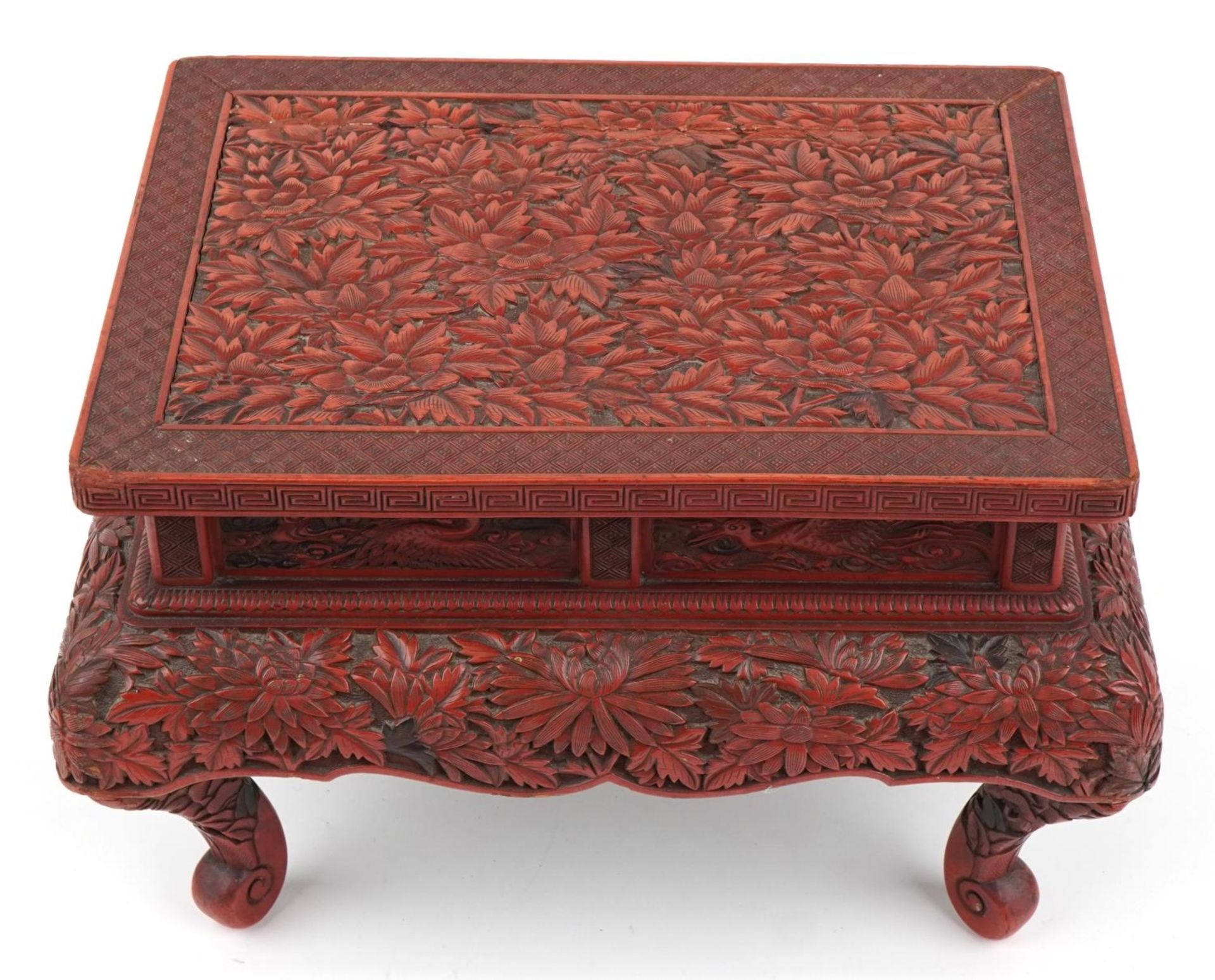 Large Chinese cinnabar lacquered stand profusely carved with chrysanthemums and phoenixes, 26cm H - Image 6 of 7