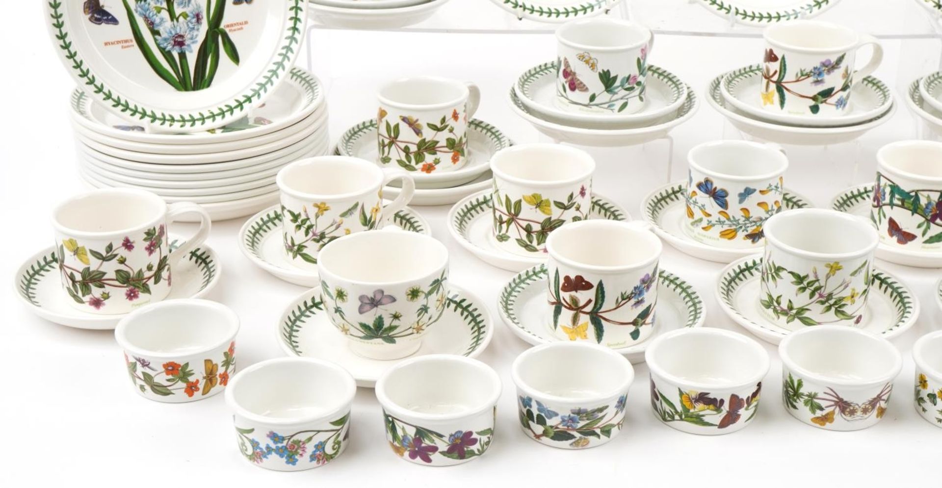 Large collection of Portmeirion Botanic Garden plates, cups with saucers and ramekins, the largest - Image 7 of 12