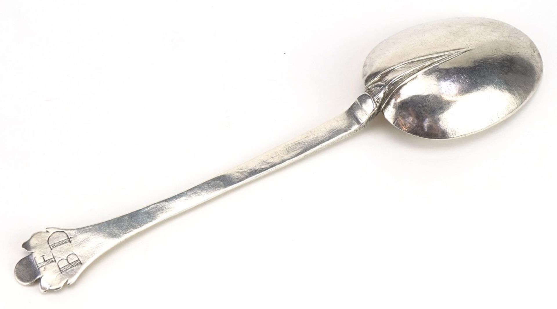 Early 18th century provincial unmarked silver trefid spoon with rat's tail and scratched initials - Bild 2 aus 3