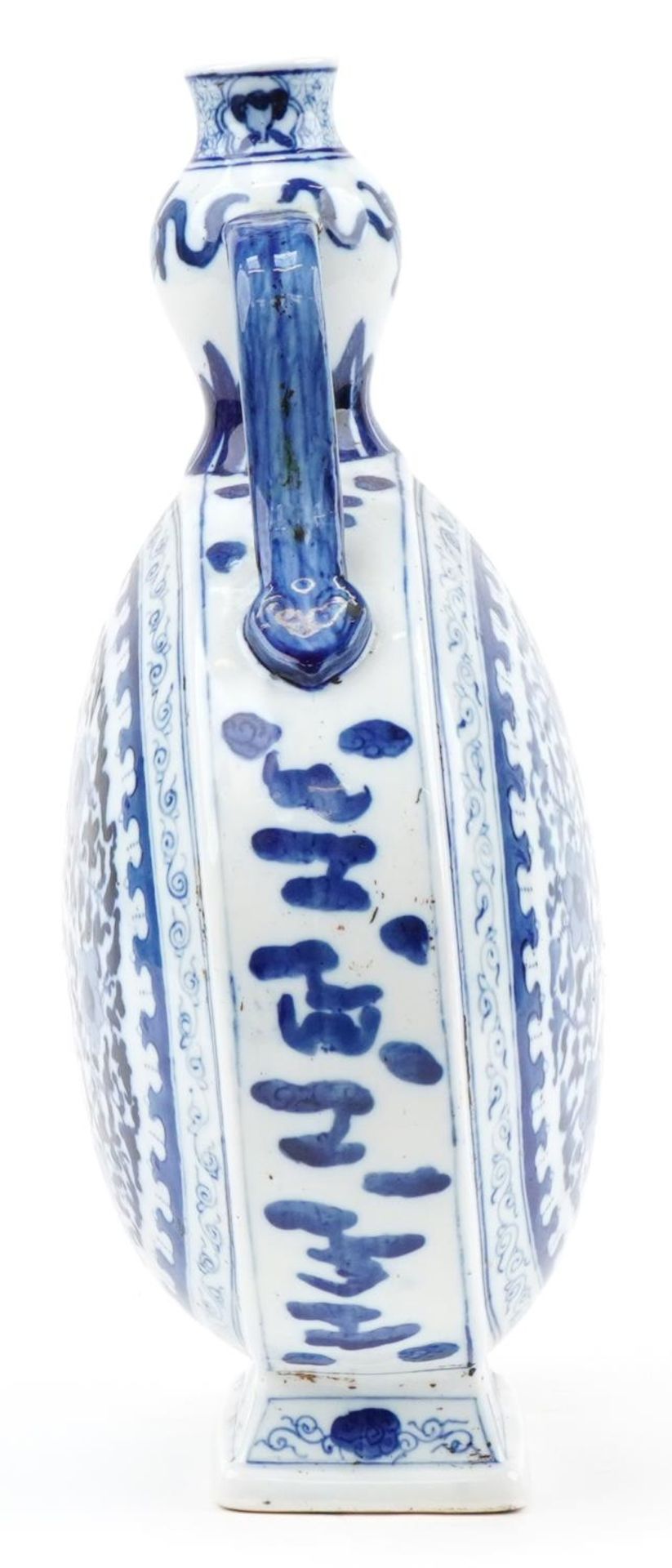 Large Chinese blue and white porcelain moon flask with twin ruyi handles hand painted with flowers - Bild 4 aus 7