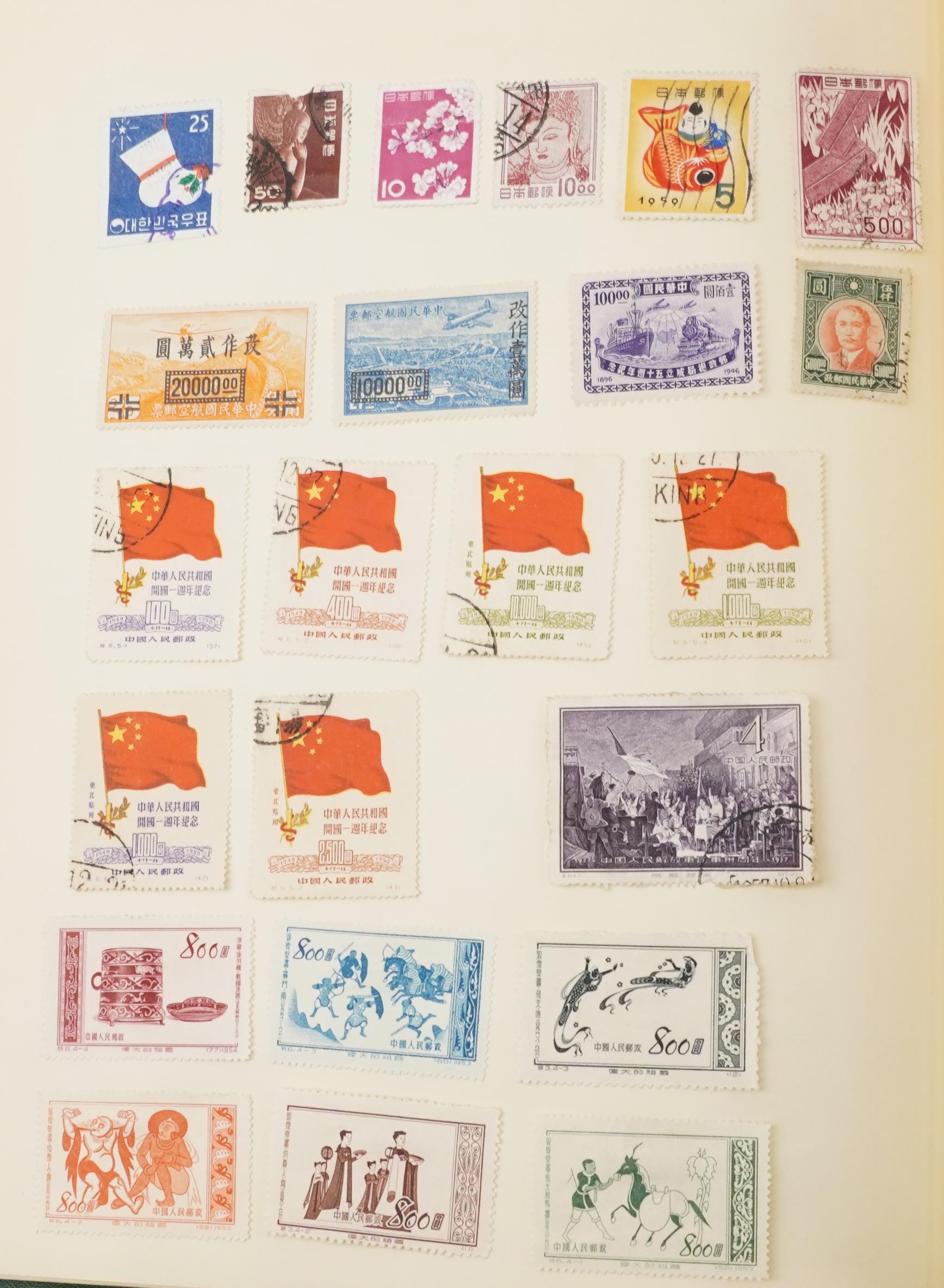 Collection of 19th century and later British and world stamps arranged in two albums : For further - Image 3 of 6