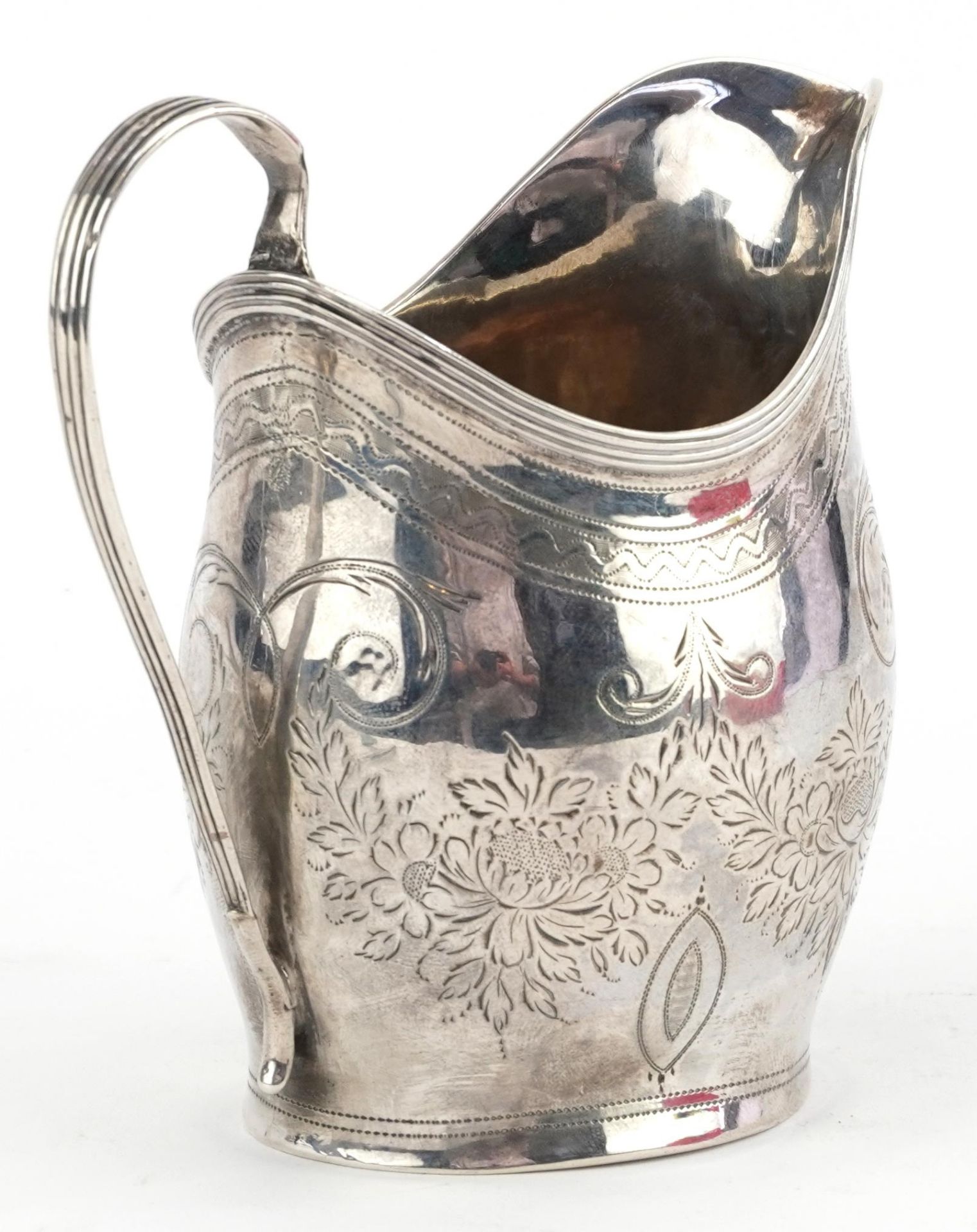 George III silver cream jug engraved with flowers and foliage, indistinct maker's mark, London 1799, - Bild 2 aus 4