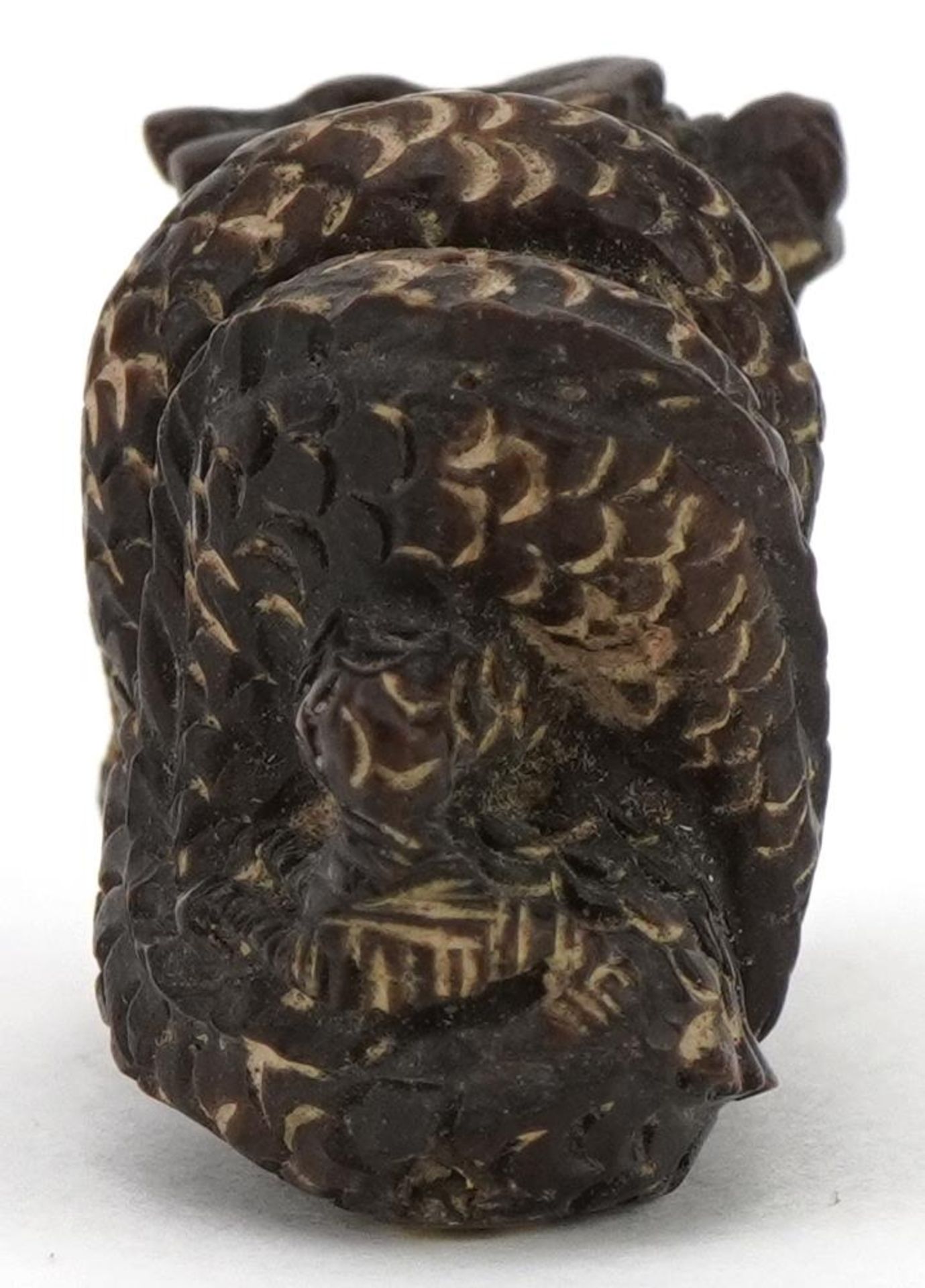 Japanese carved wood okimono in the form of a dragon, character marks to the base, 4cm in length : - Image 3 of 8