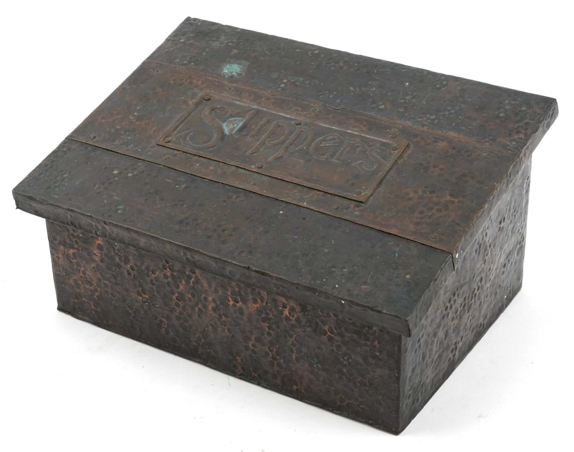 Art Nouveau beaten copper slipper box with sloped front, 19cm H x 36.5cm W x 26cm D : For further