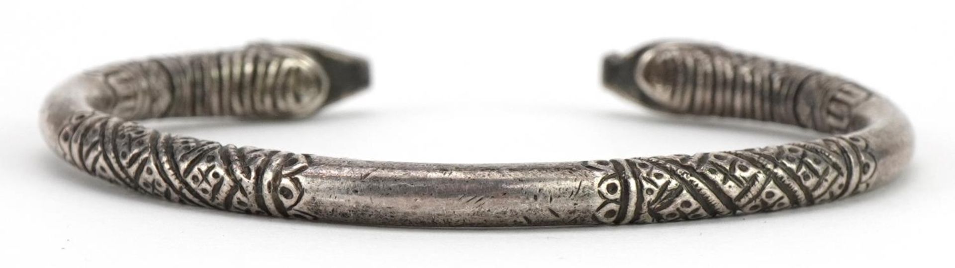 Antique North Indian or Himalayan unmarked silver Makara head bangle, 7.5cm wide, 41.5g : For - Image 3 of 3