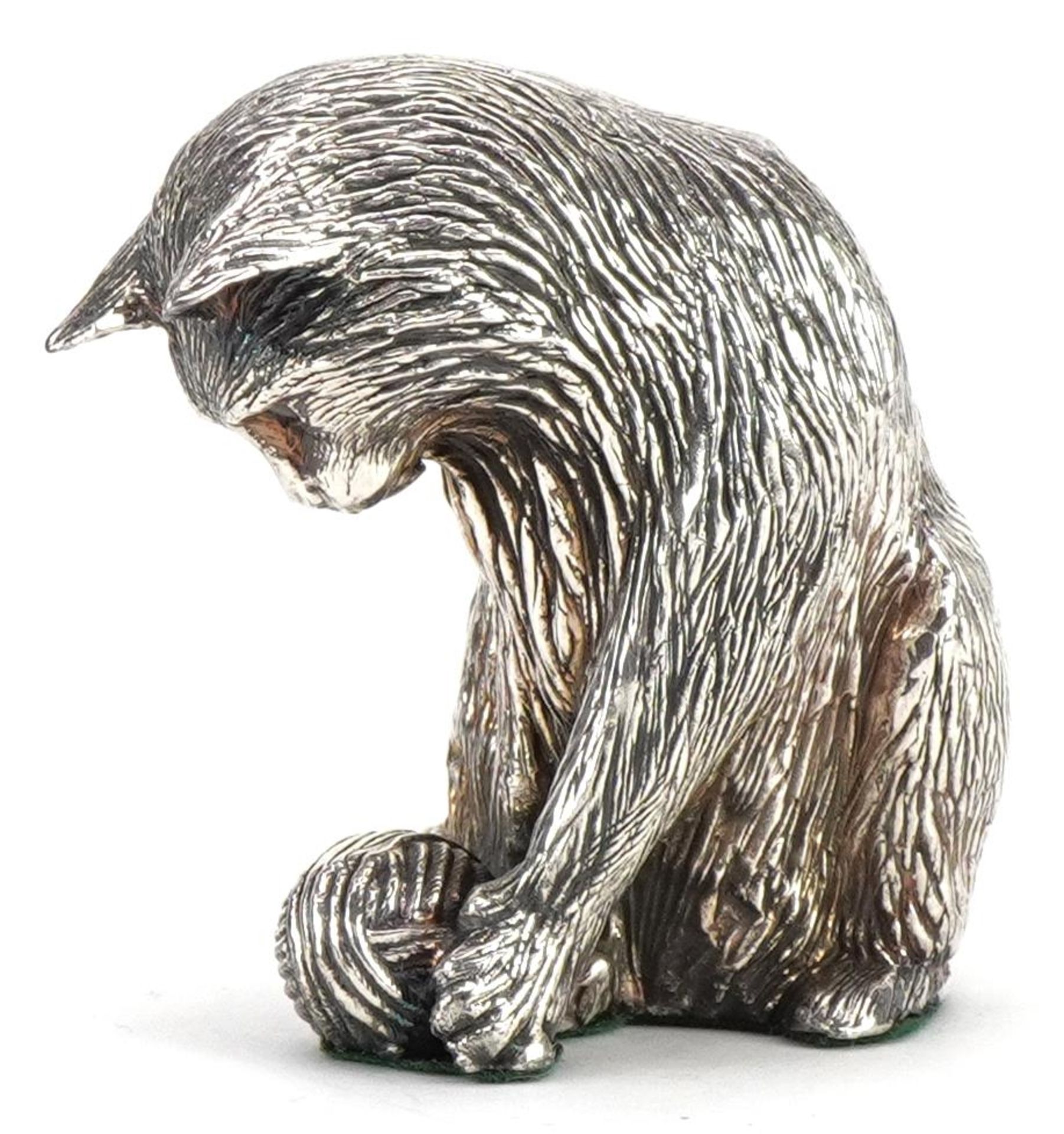 Elizabeth II silver filled study of a cat with a ball of yarn, 5.5cm high, 78.5g : For further - Image 2 of 5