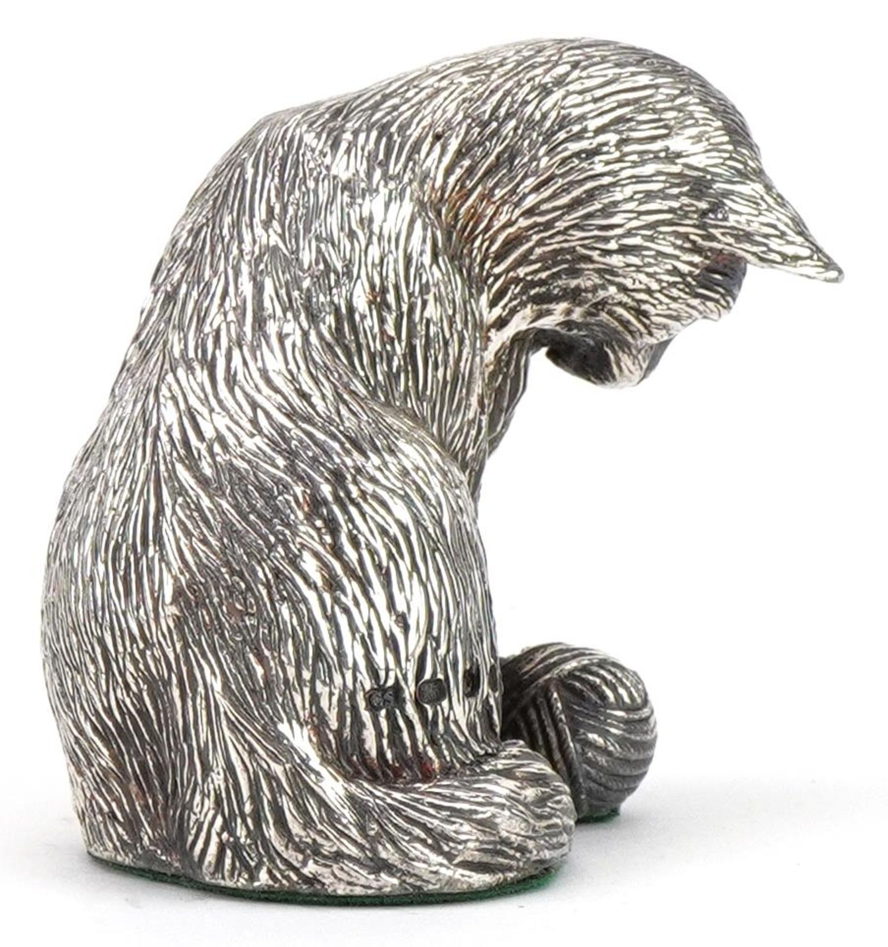 Elizabeth II silver filled study of a cat with a ball of yarn, 5.5cm high, 78.5g : For further - Image 3 of 5