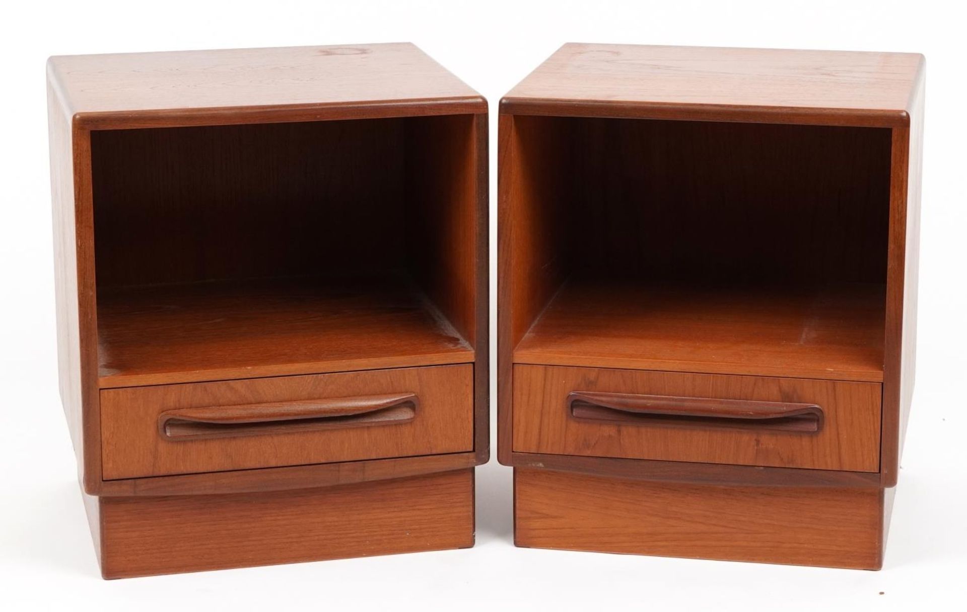 Pair of mid century G Plan Fresco teak bedsides with drawer to the base, 54cm H x 45cm W x 41cm