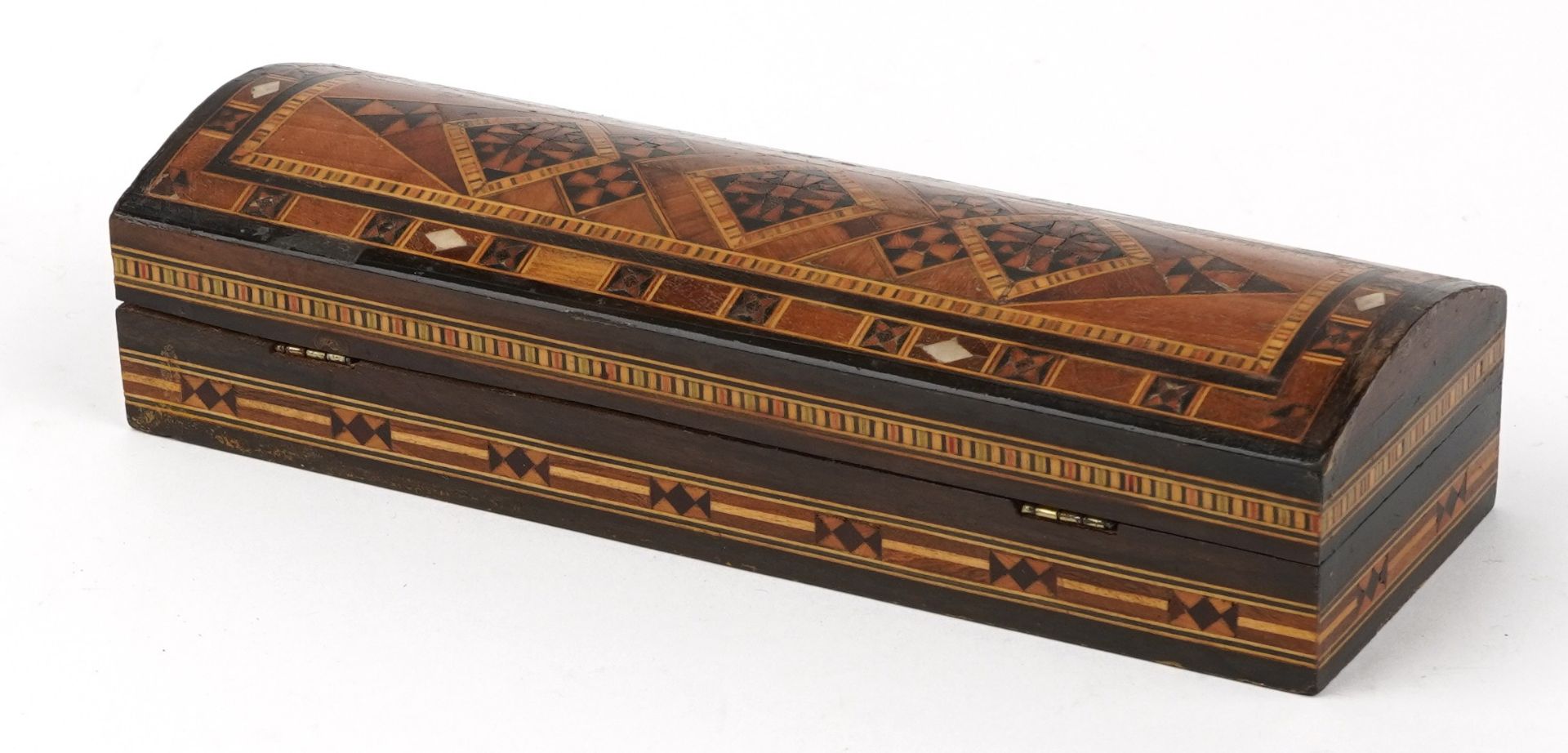 Moorish style dome topped casket with floral inlay, 5cm H x 23cm W x 7.5cm D : For further - Image 4 of 5