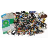 Large collection of vintage and later Lego including mini figures and vehicles, total weight