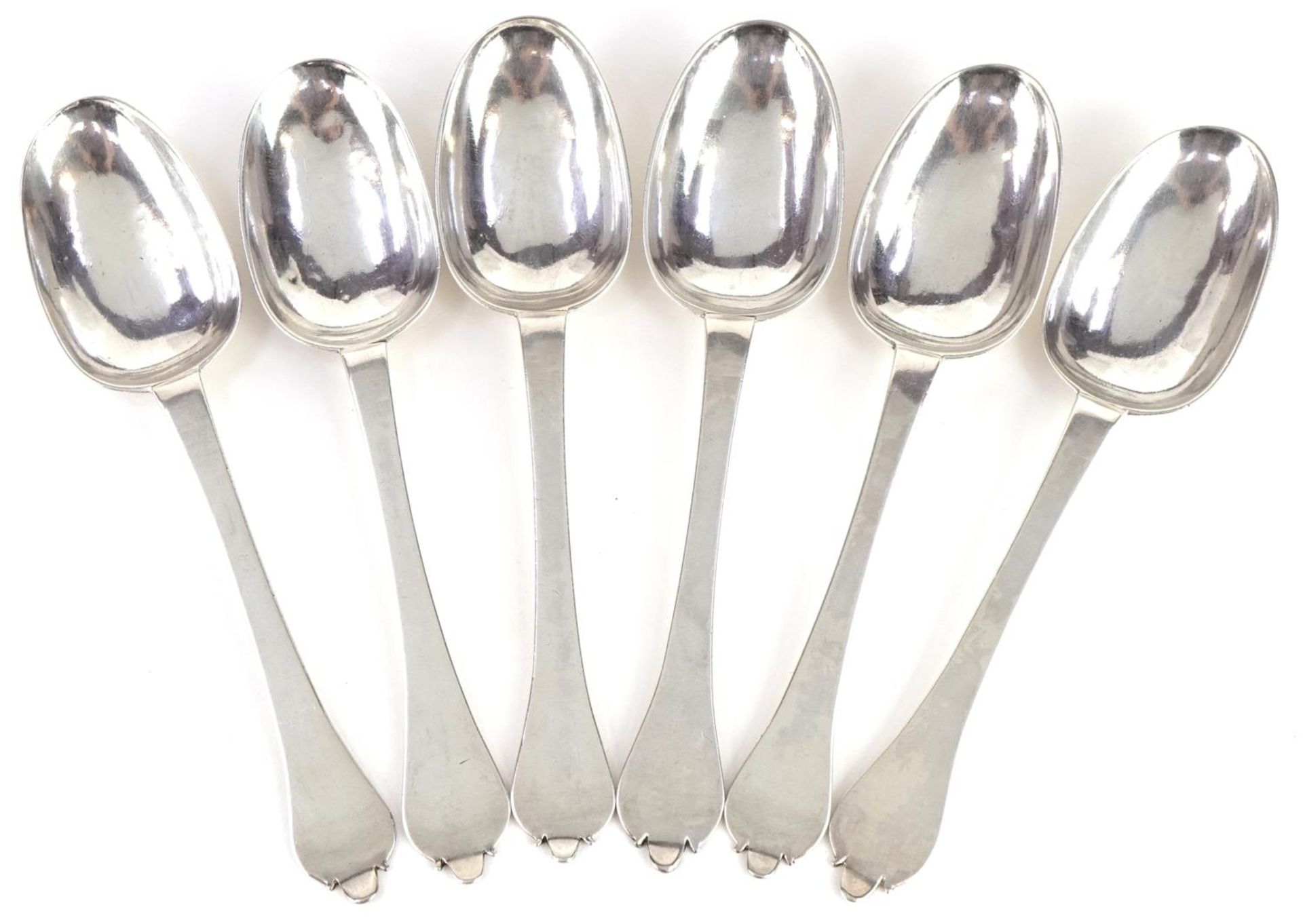 Rare set of six William & Mary silver trefid spoons with rat's tails, each with scratched initials E