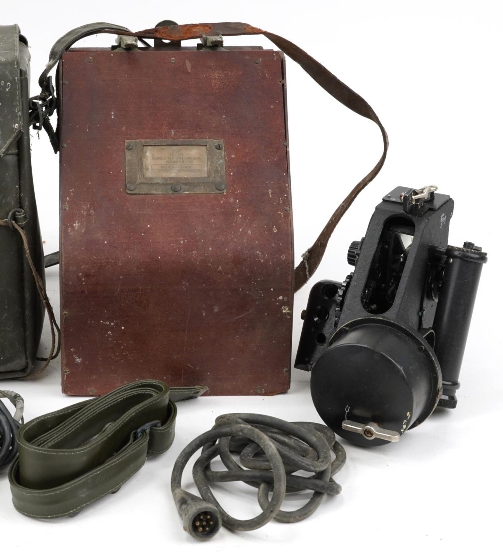 British military interest World War II bubble sextant MK1XA with fitted case together with a Meter - Image 3 of 6