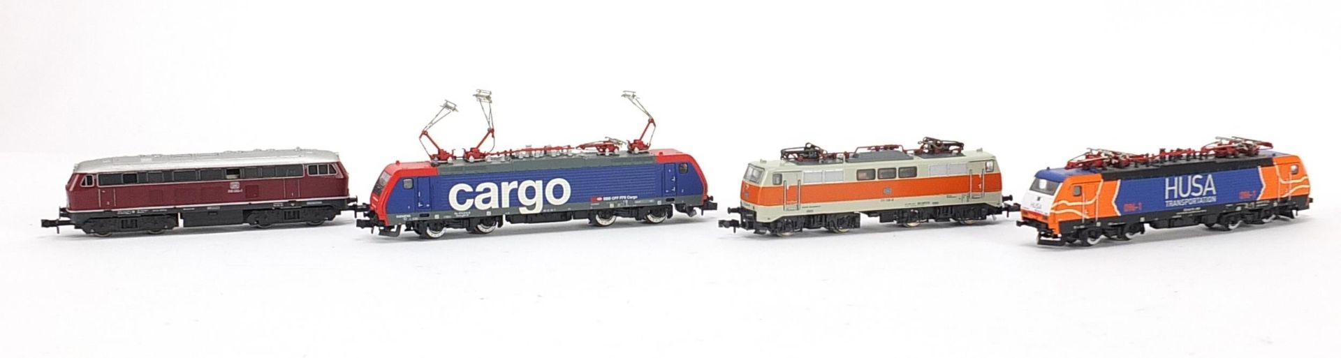 Four Trix and Minitrix N gauge model railway locomotives : For further information on this lot - Image 4 of 5