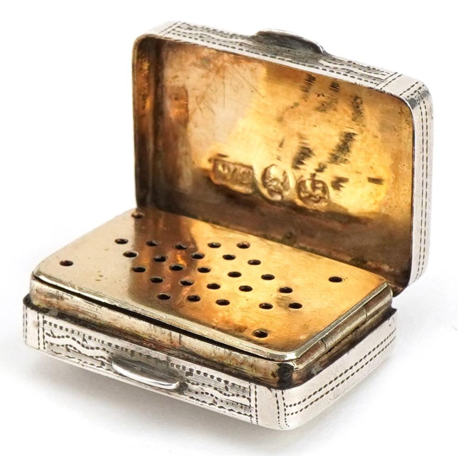 William Simpson, George IV silver vinaigrette in the form of a purse with gilt interior, - Image 3 of 6