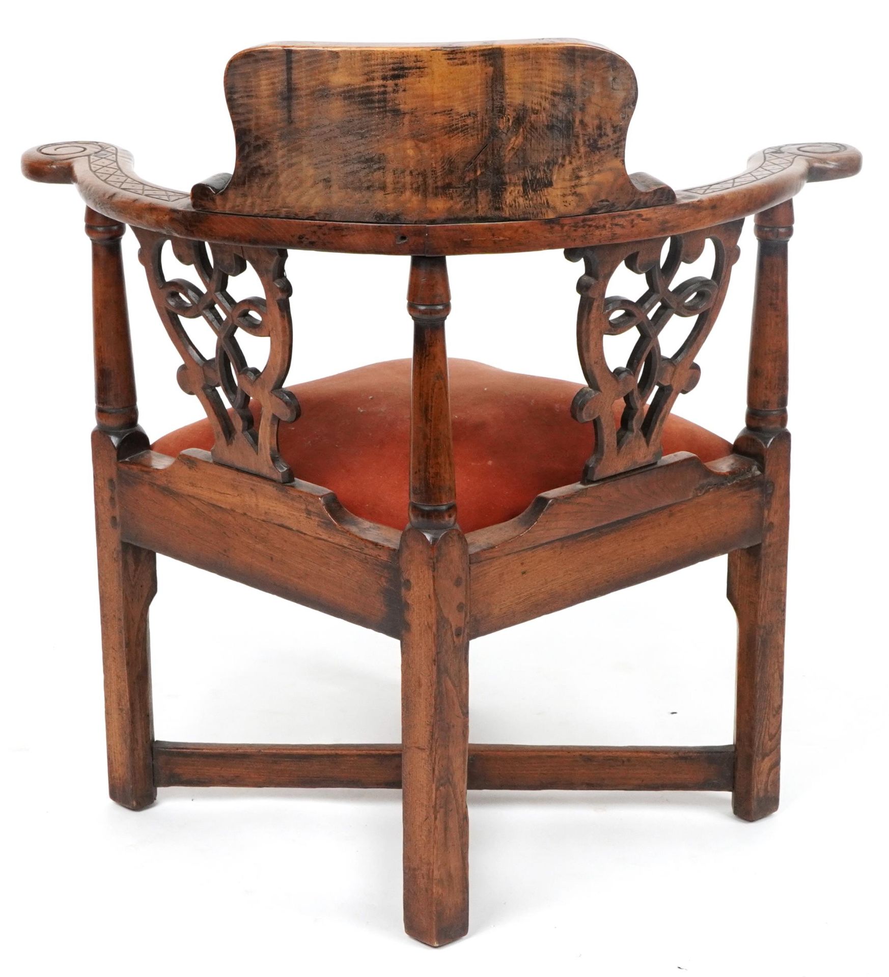 19th century country style corner chair carved with lion crest and flowers, 80cm high : For - Bild 3 aus 3