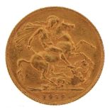 Edward VII 1910 gold sovereign : For further information on this lot please visit