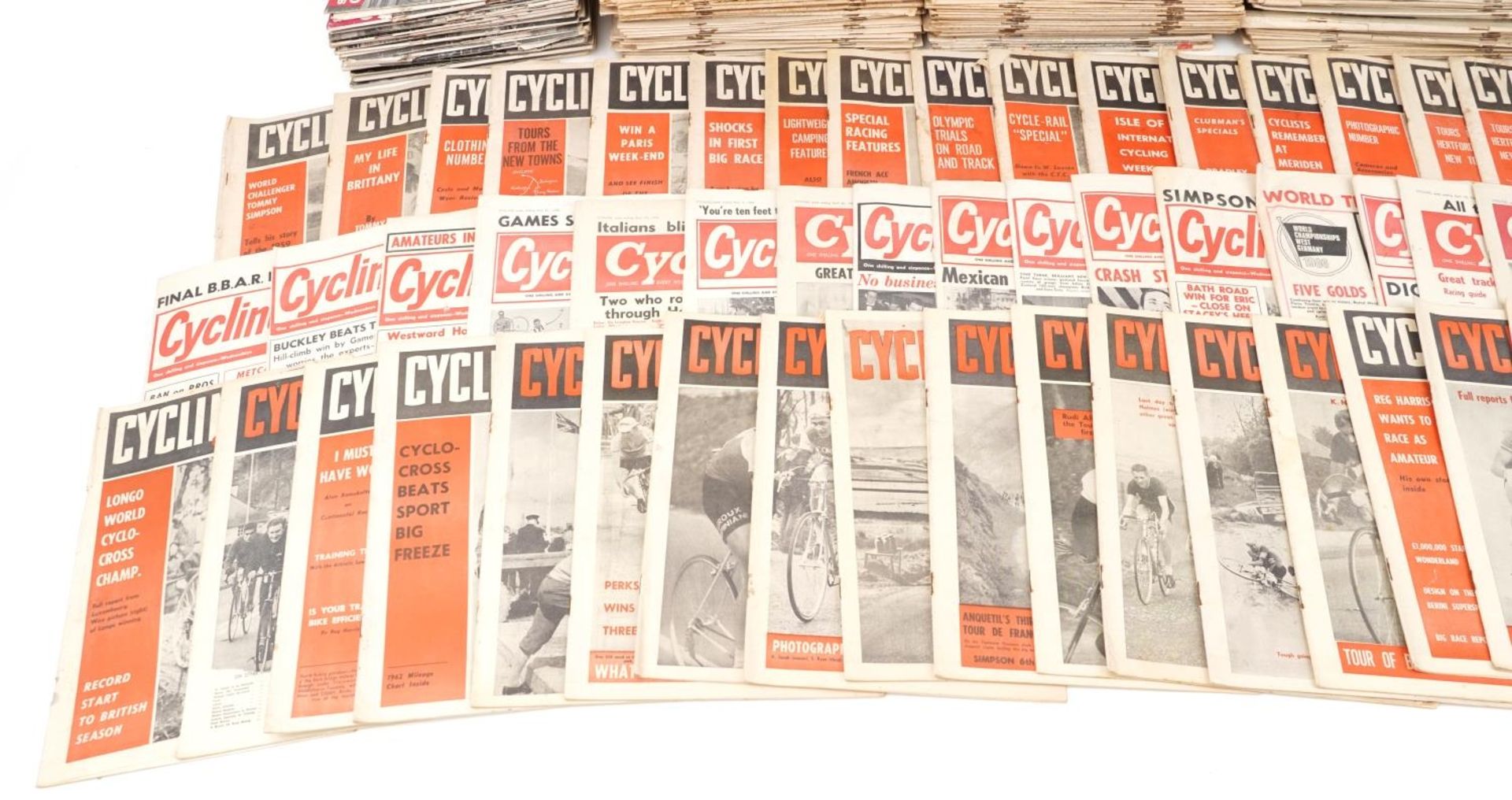 Large collection of vintage cycling interest magazines including Cycling & Mopeds, Cycling Journal - Image 4 of 5