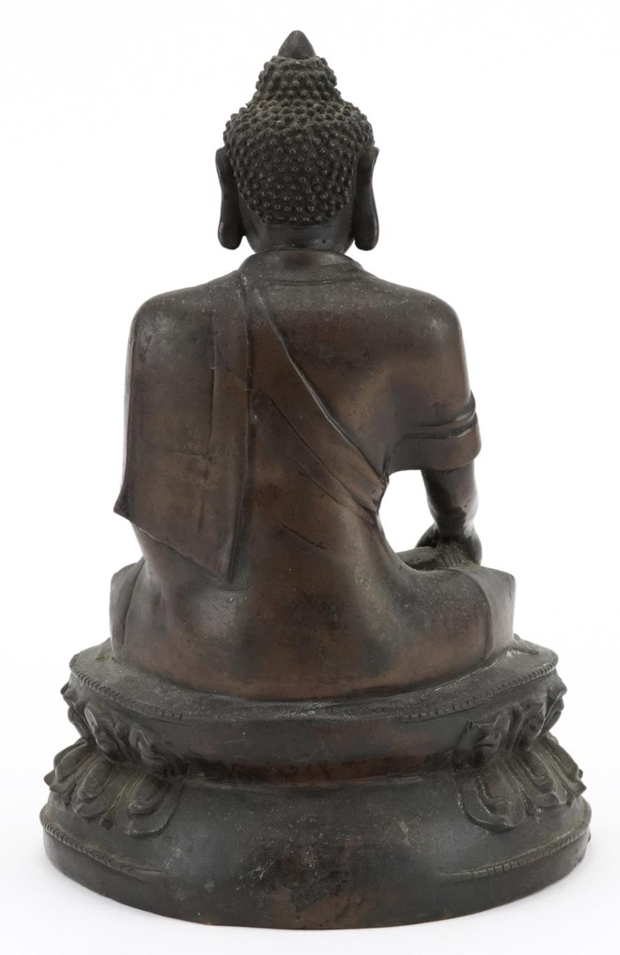 18th century Chinese bronze Buddha, 25cm high : For further information on this lot please visit - Bild 3 aus 6