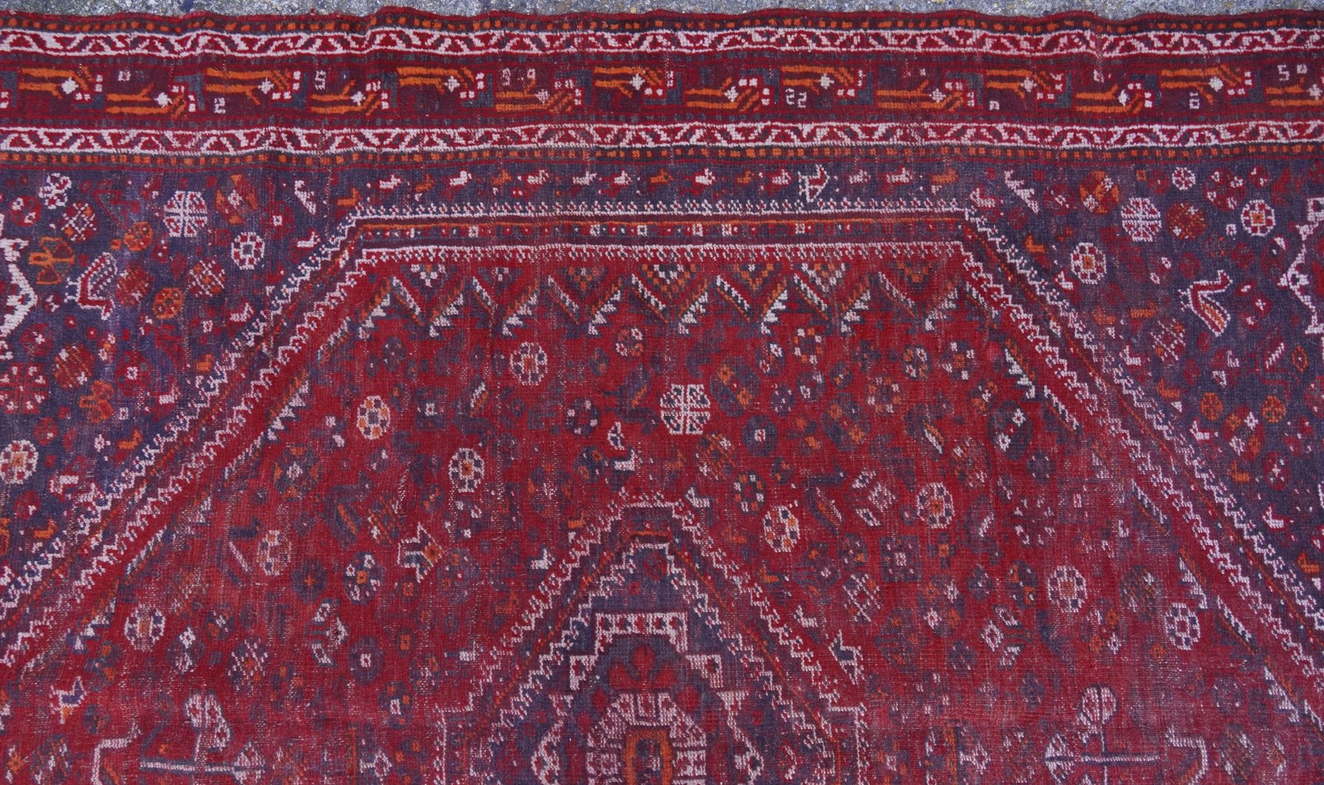 Large Persian red ground rug having an all over geometric design, 270cm x 220cm : For further - Image 3 of 8