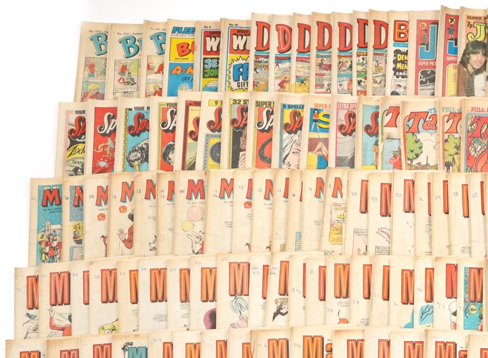 Large collection of vintage comics including Spellbound with number one, Beano, Bunty, Judy, - Bild 2 aus 5