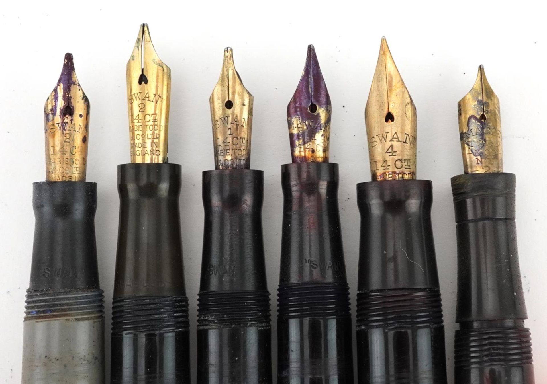 Seven vintage Swan self-filler or Leverless fountain pens, five with gold nibs, one with box : For - Image 4 of 4