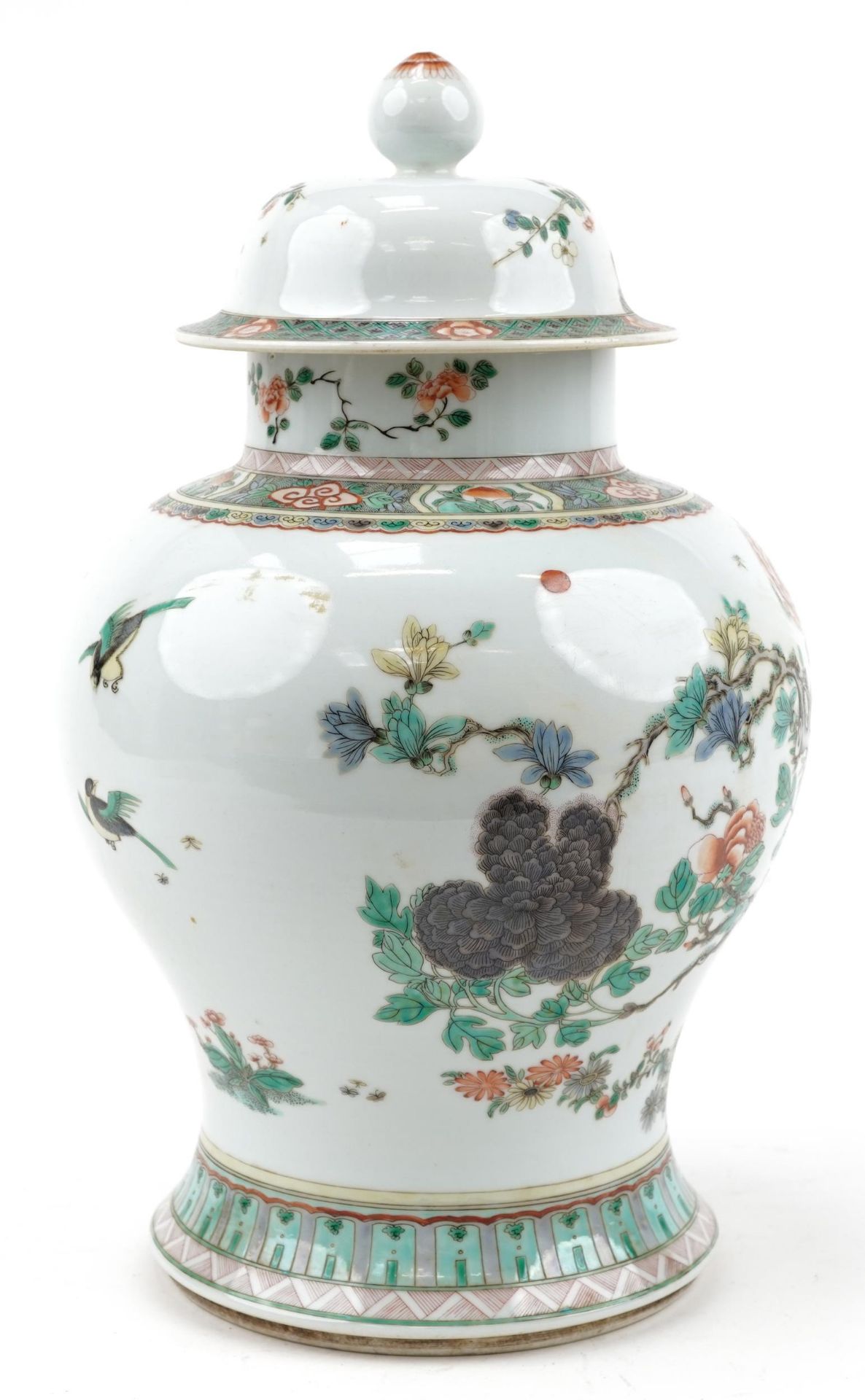 Chinese porcelain baluster vase and cover hand painted in the famille rose palette with birds of - Bild 4 aus 6