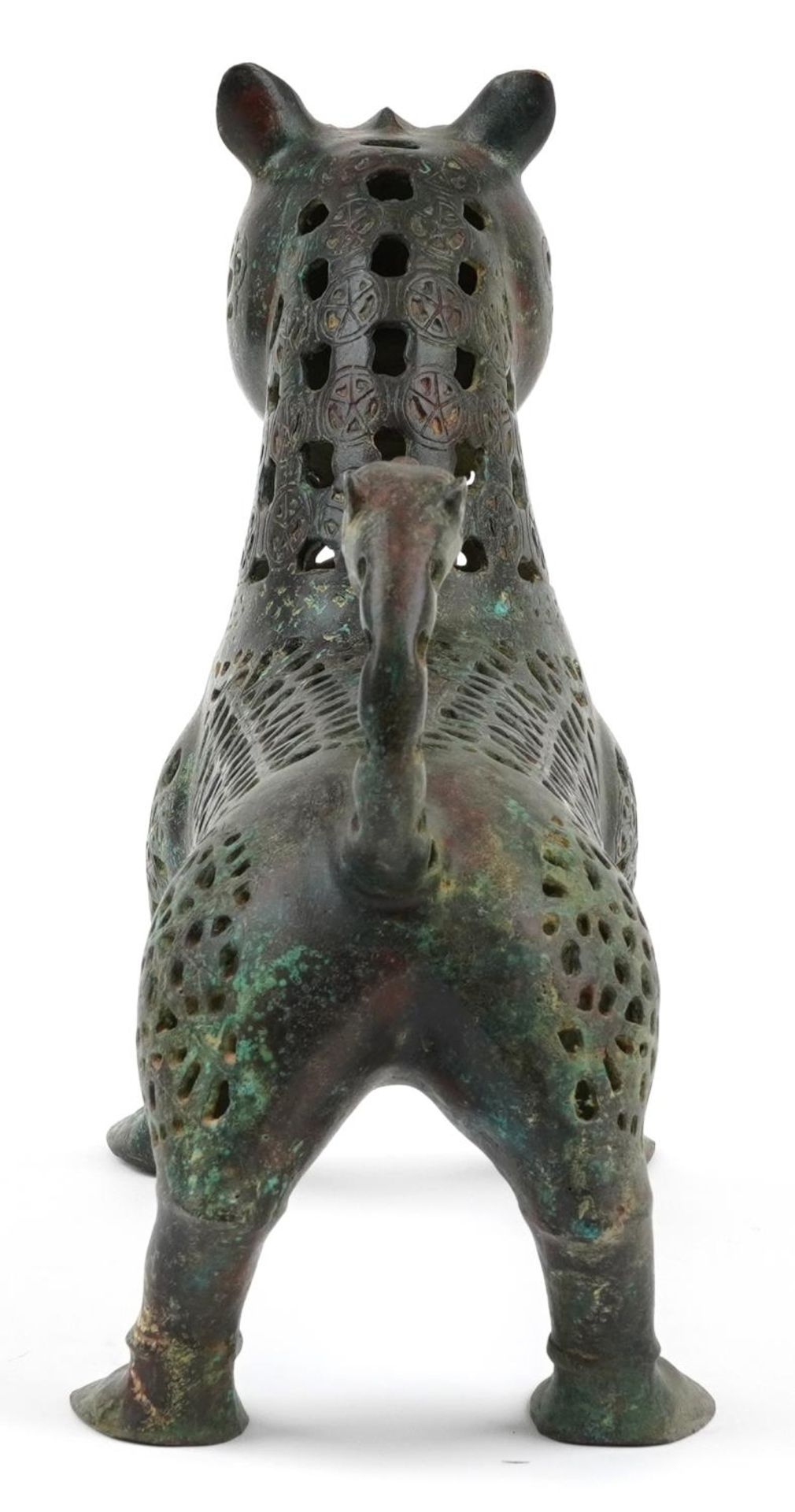 Persian verdigris patinated bronze openwork mythical cat, 31cm in length : For further information - Bild 3 aus 7