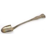 Chawner & Co, Victorian silver marrow scoop, London 1871, 23.5cm in length, 113.5g : For further