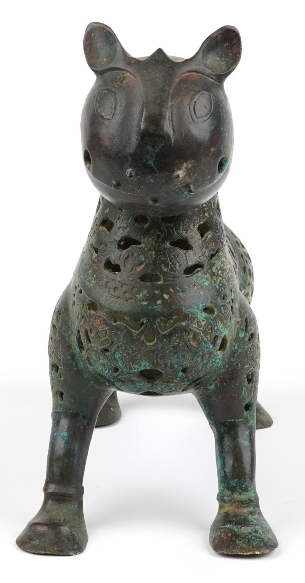 Persian verdigris patinated bronze openwork mythical cat, 31cm in length : For further information - Bild 5 aus 7