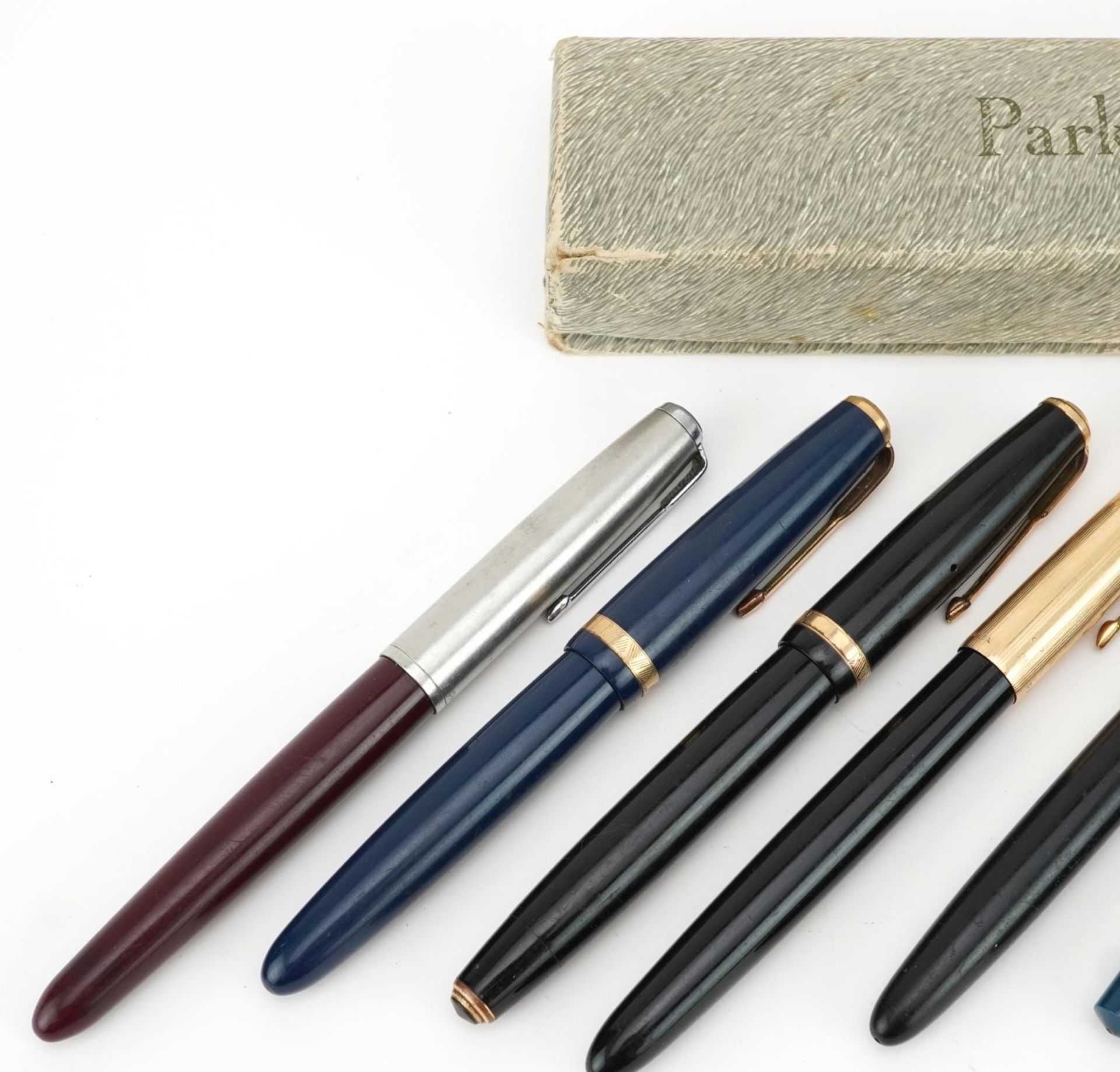 Seven vintage Parker fountain pens, some with gold nibs, one with box, including Duofold, Senior - Image 2 of 4