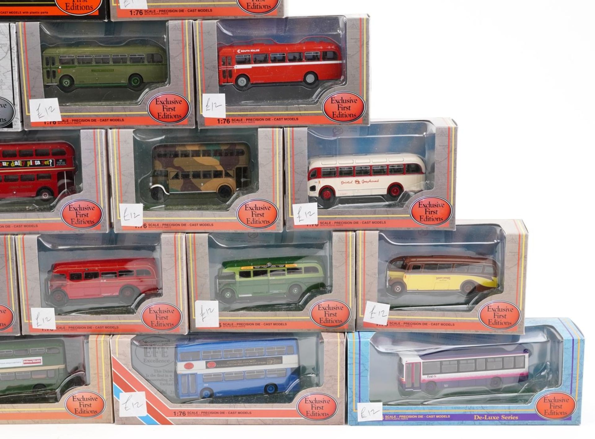 Nineteen Exclusive First Editions 1:76 scale diecast buses with boxes : For further information on - Image 4 of 4