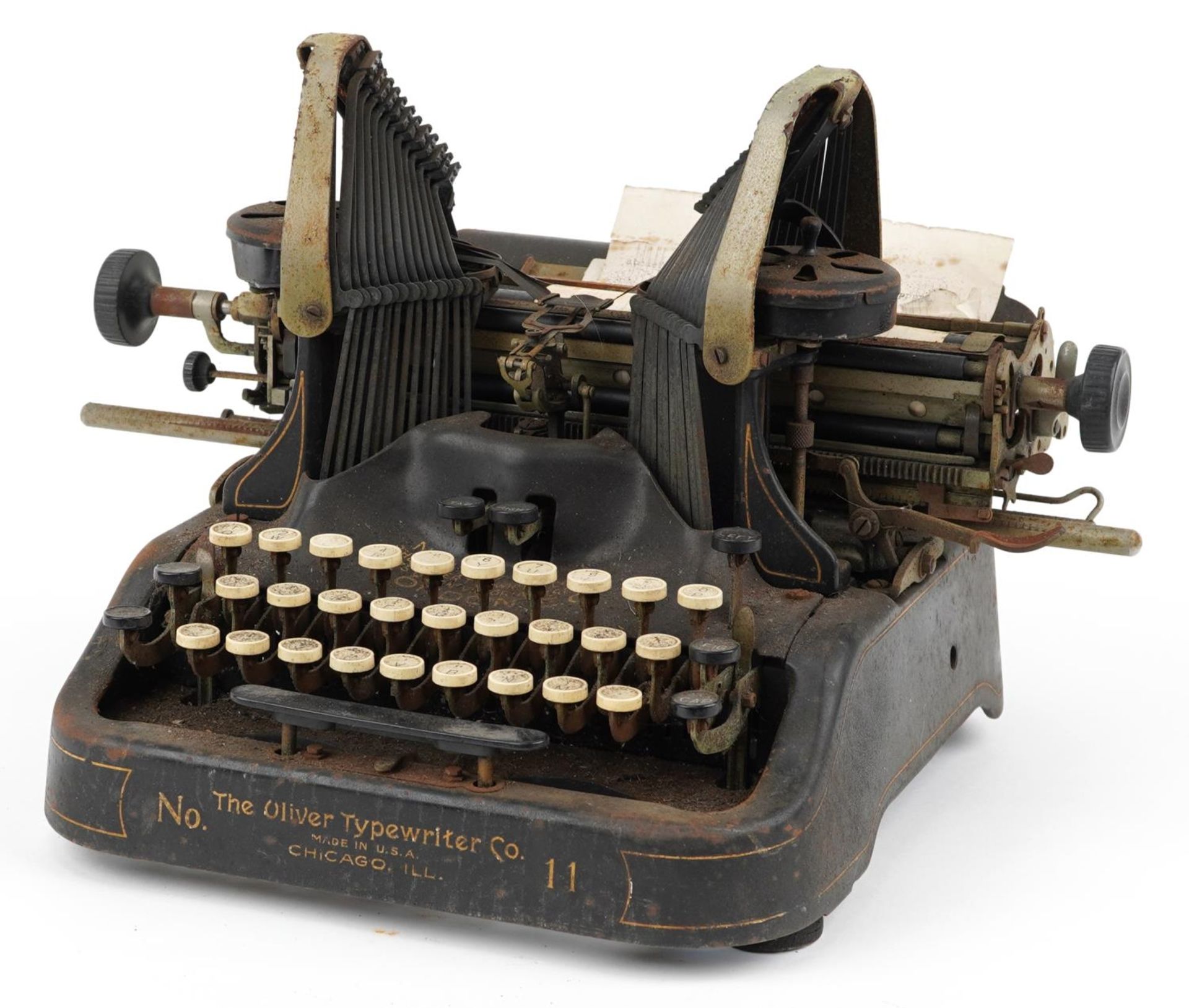 Vintage Oliver no 11 typewriter : For further information on this lot please visit