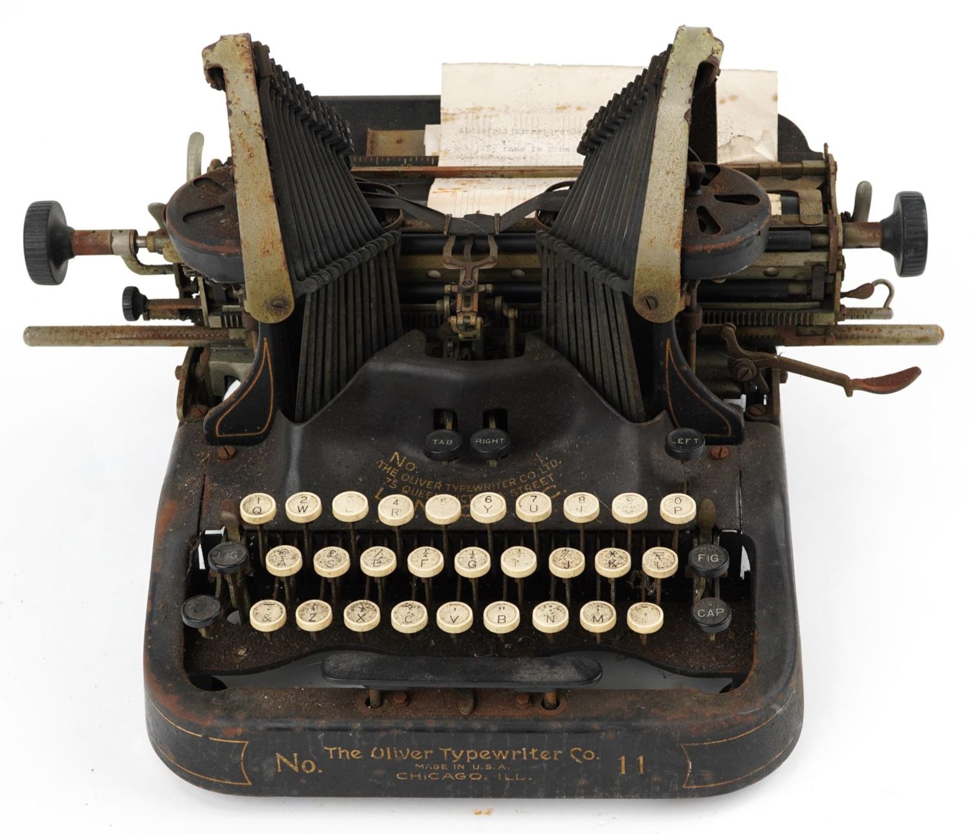 Vintage Oliver no 11 typewriter : For further information on this lot please visit - Image 3 of 4