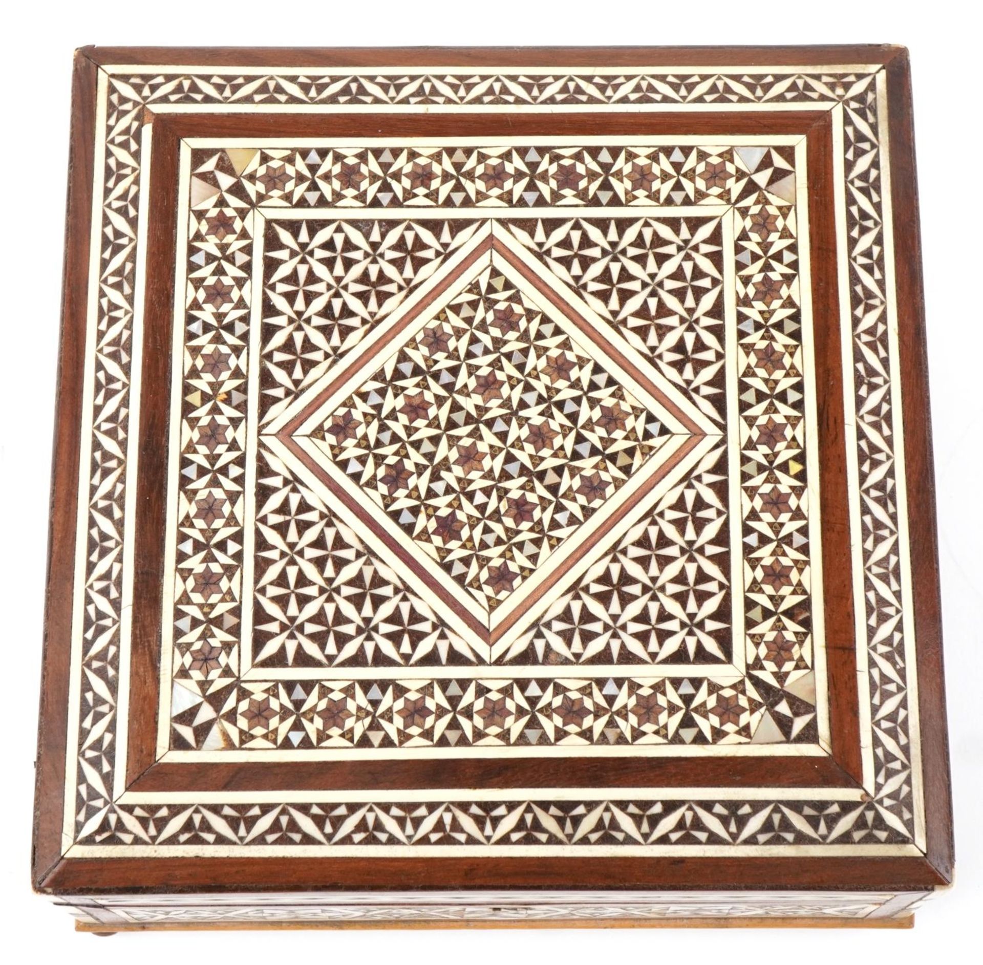 Moorish style Vizagapatam design musical jewellery box with bone and mother of pearl inlay, 8.5cm - Image 4 of 6