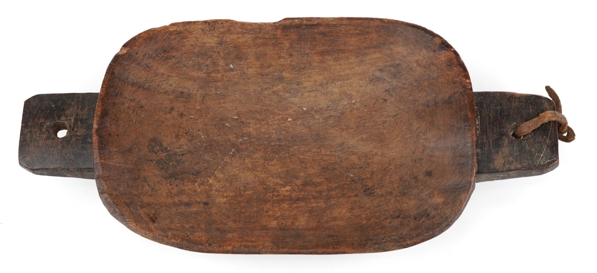 Tribal interest African Zulu Ugqoko wooden meat tray, 37cm wide x 7cm high : For further information - Image 2 of 4