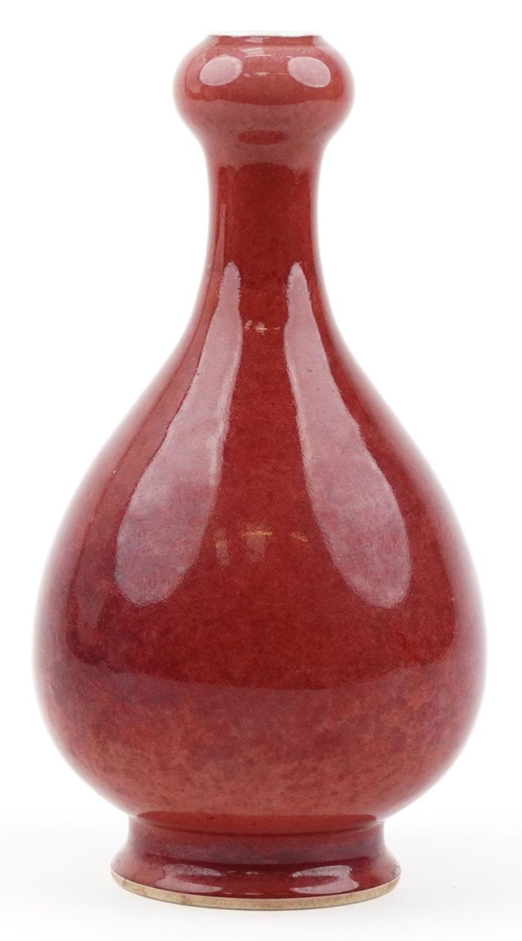 Chinese porcelain garlic head vase having a sang de boeuf glaze, six figure character marks to the - Bild 3 aus 6