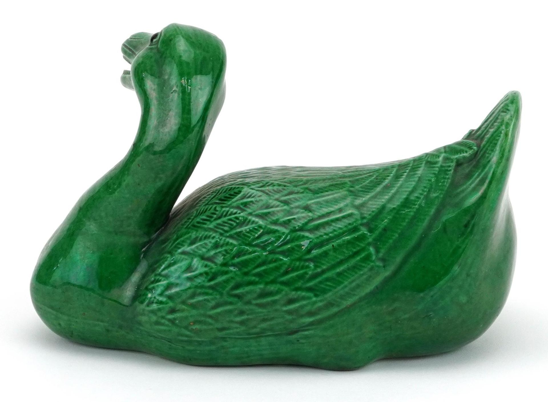 Chinese porcelain Mandarin duck having a green glaze, 18cm in length : For further information on - Bild 4 aus 7