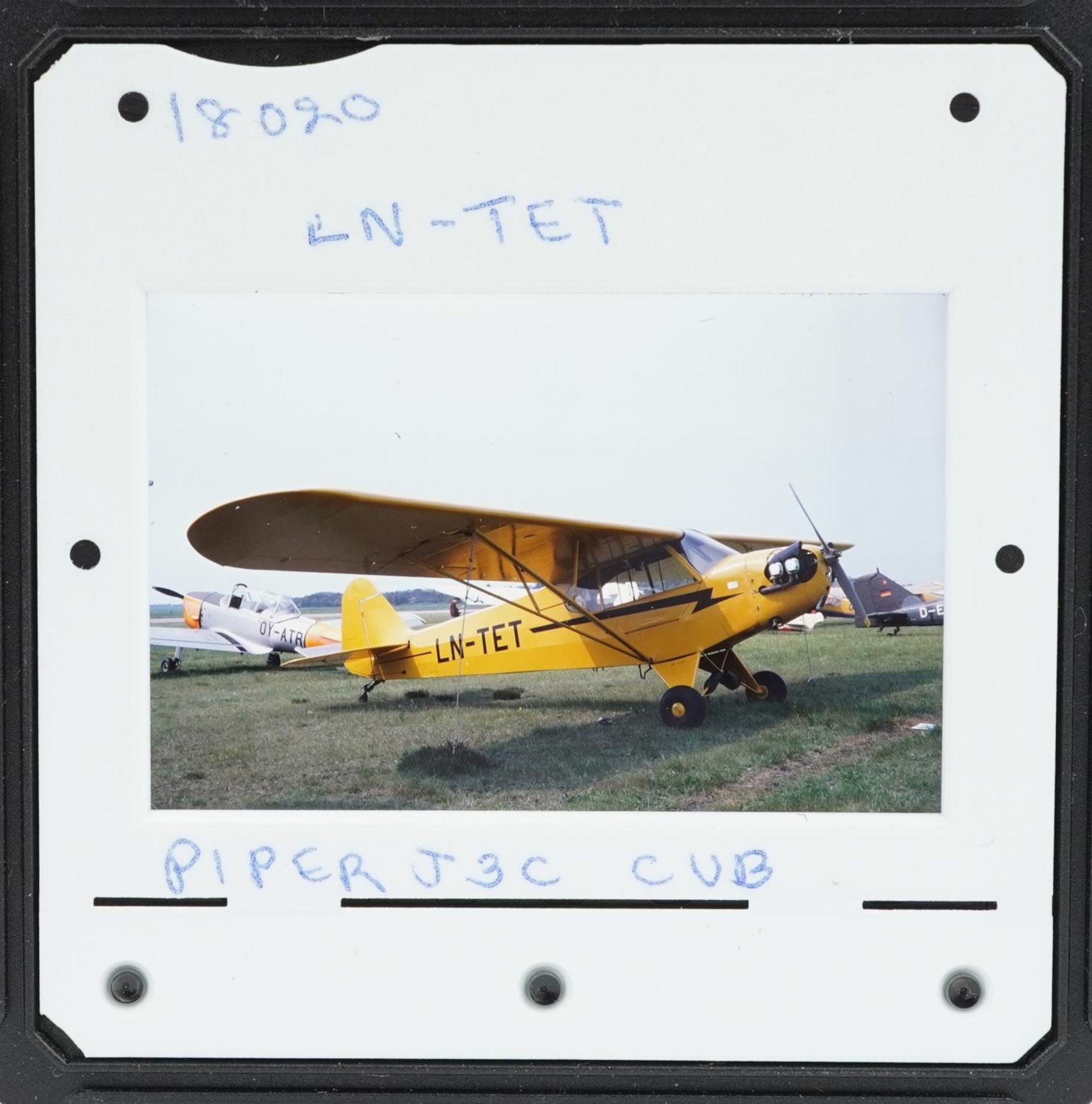 Large collection of aviation interest civil aircraft Kodak 35mm slides : For further information - Bild 7 aus 10